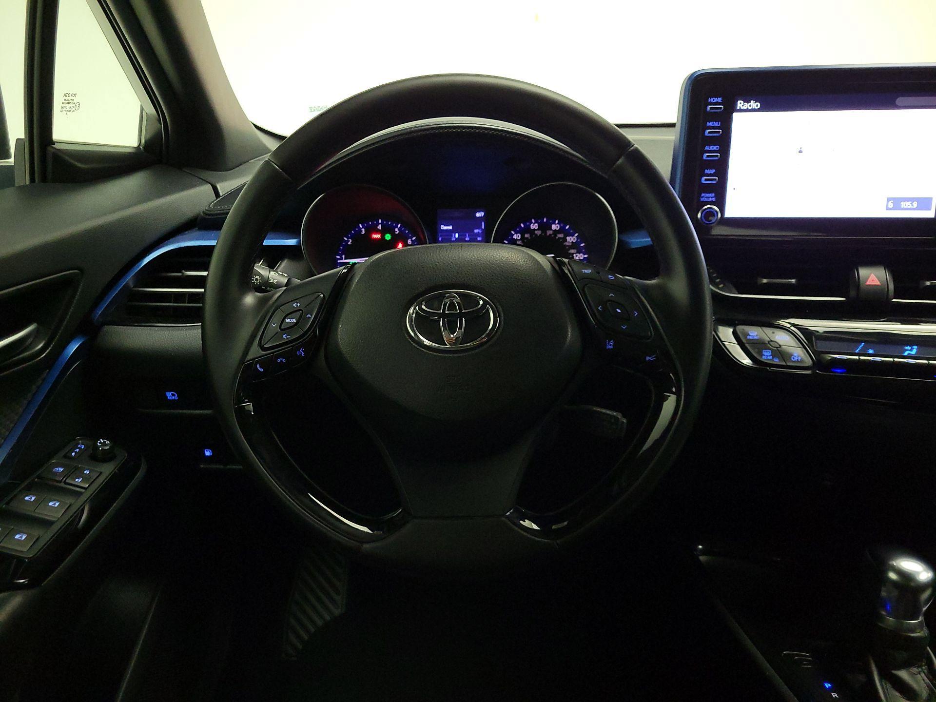 Thumbnail: 2019 Toyota C-HR - 10