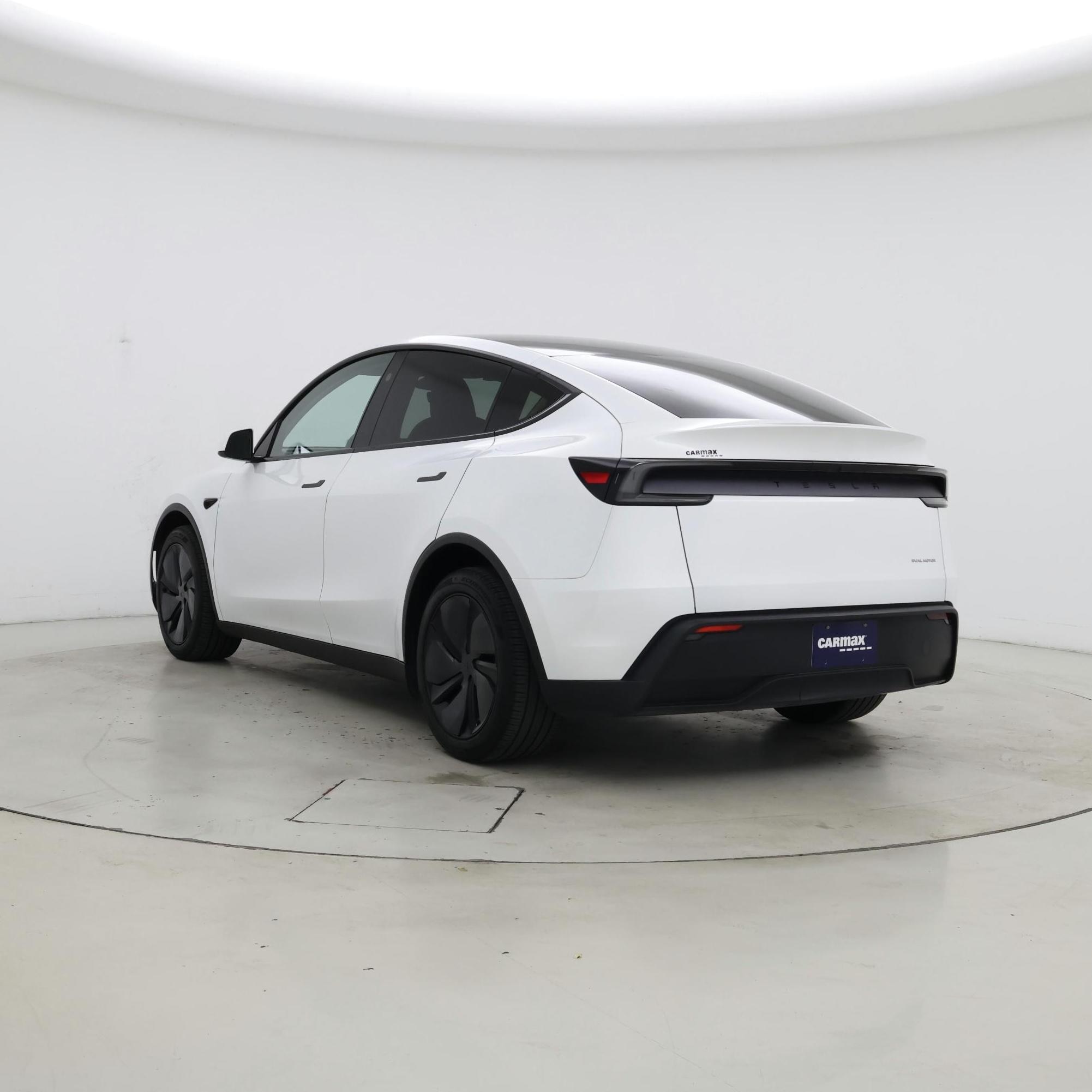 Thumbnail: 2026 Tesla Model Y - 2