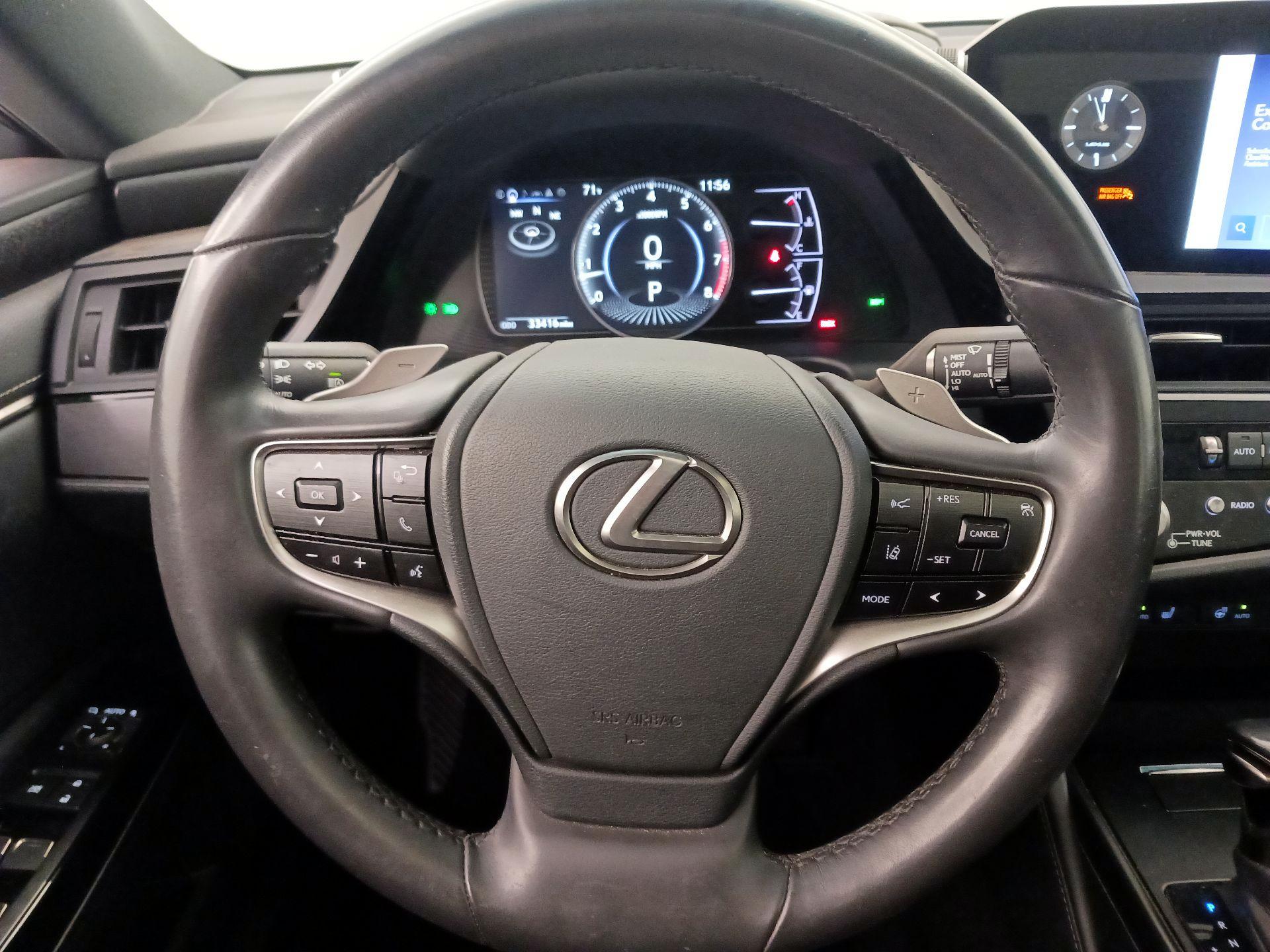 Thumbnail: 2023 Lexus ES - 10