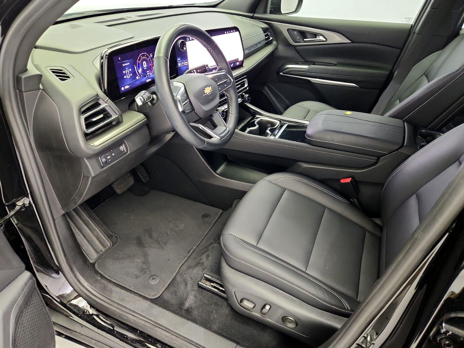 2024 Chevrolet Traverse 1LT - Photo 12