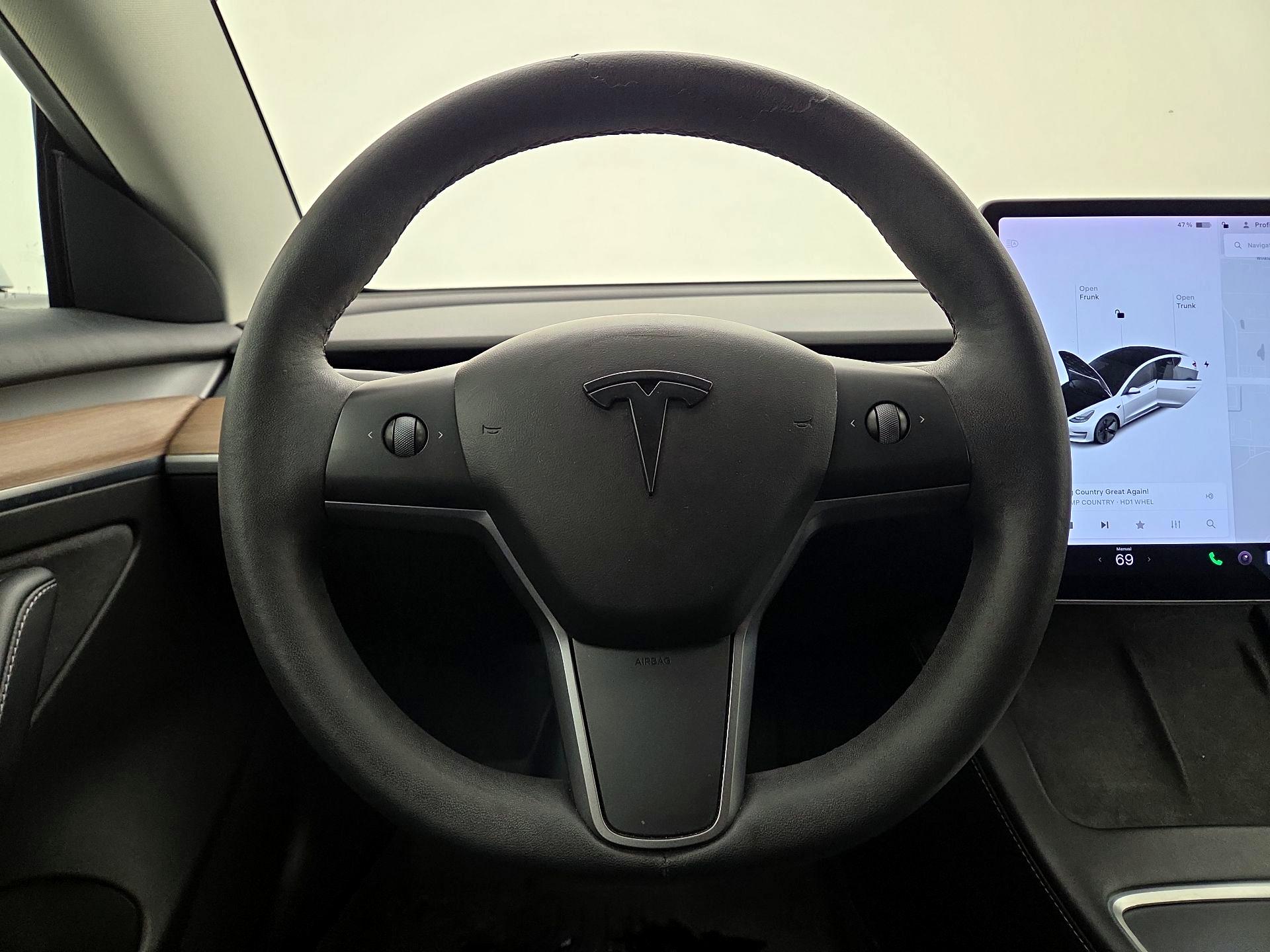 Thumbnail: 2022 Tesla Model 3 - 10