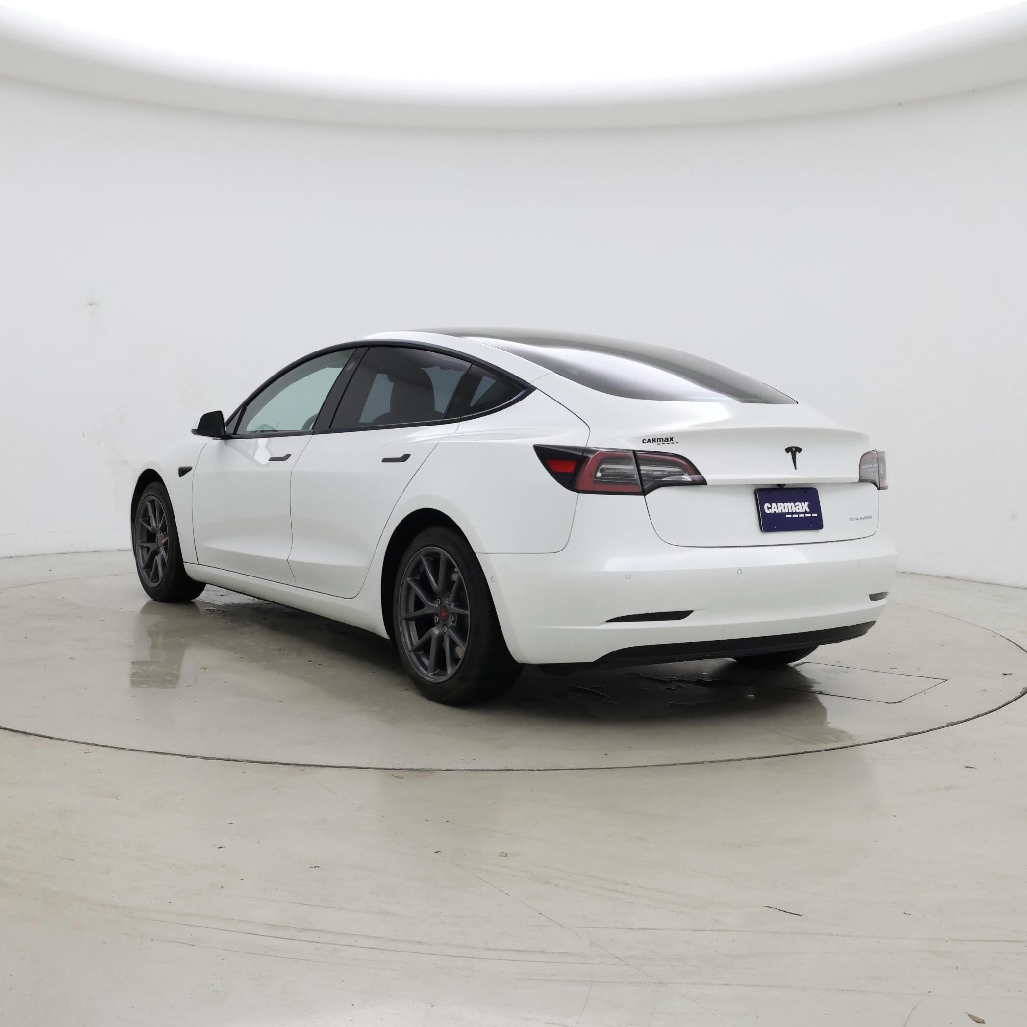 Thumbnail: 2022 Tesla Model 3 - 2