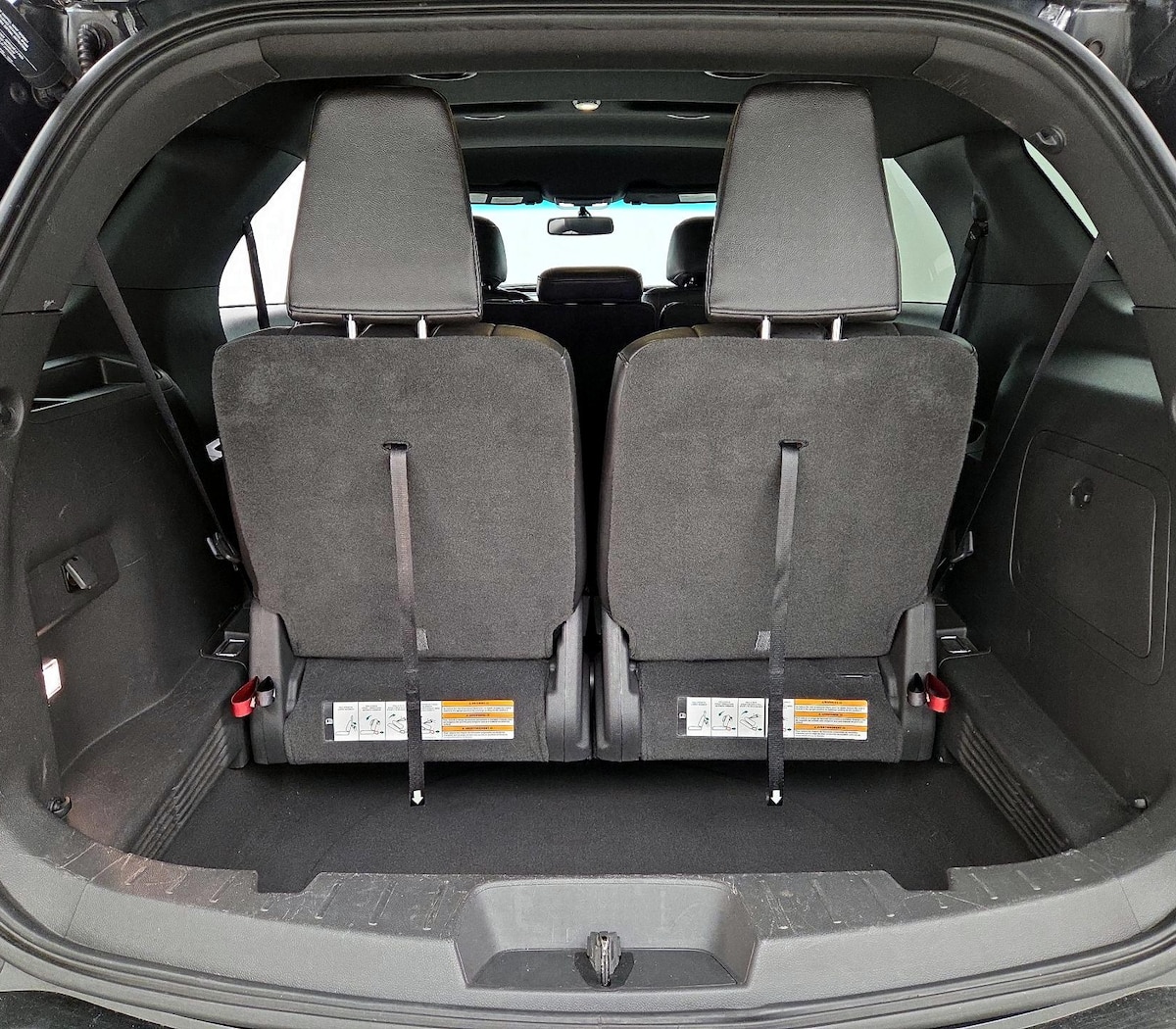 Trunk/Cargo (Seats Up)