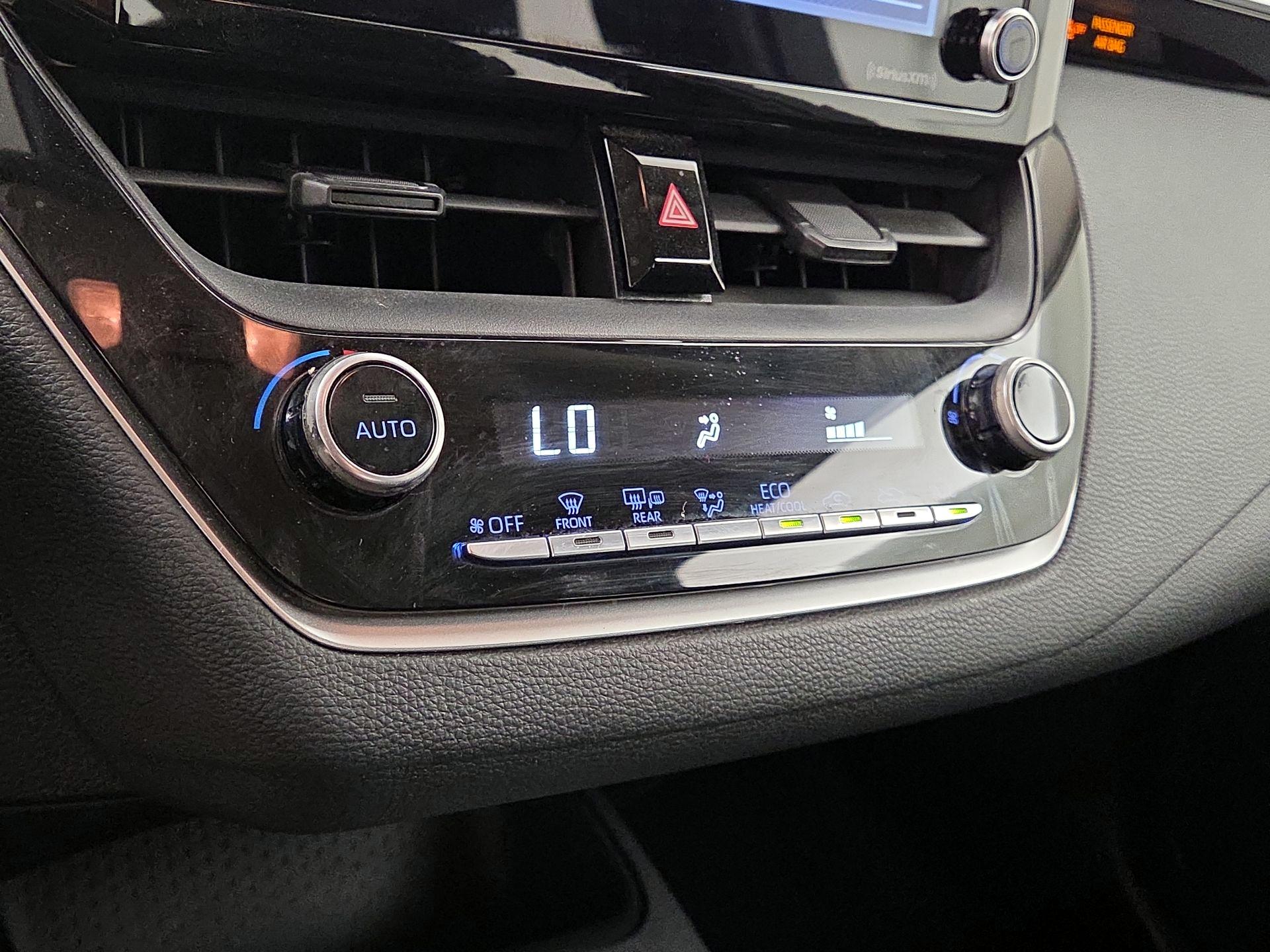 Thumbnail: 2021 Toyota Corolla - 16