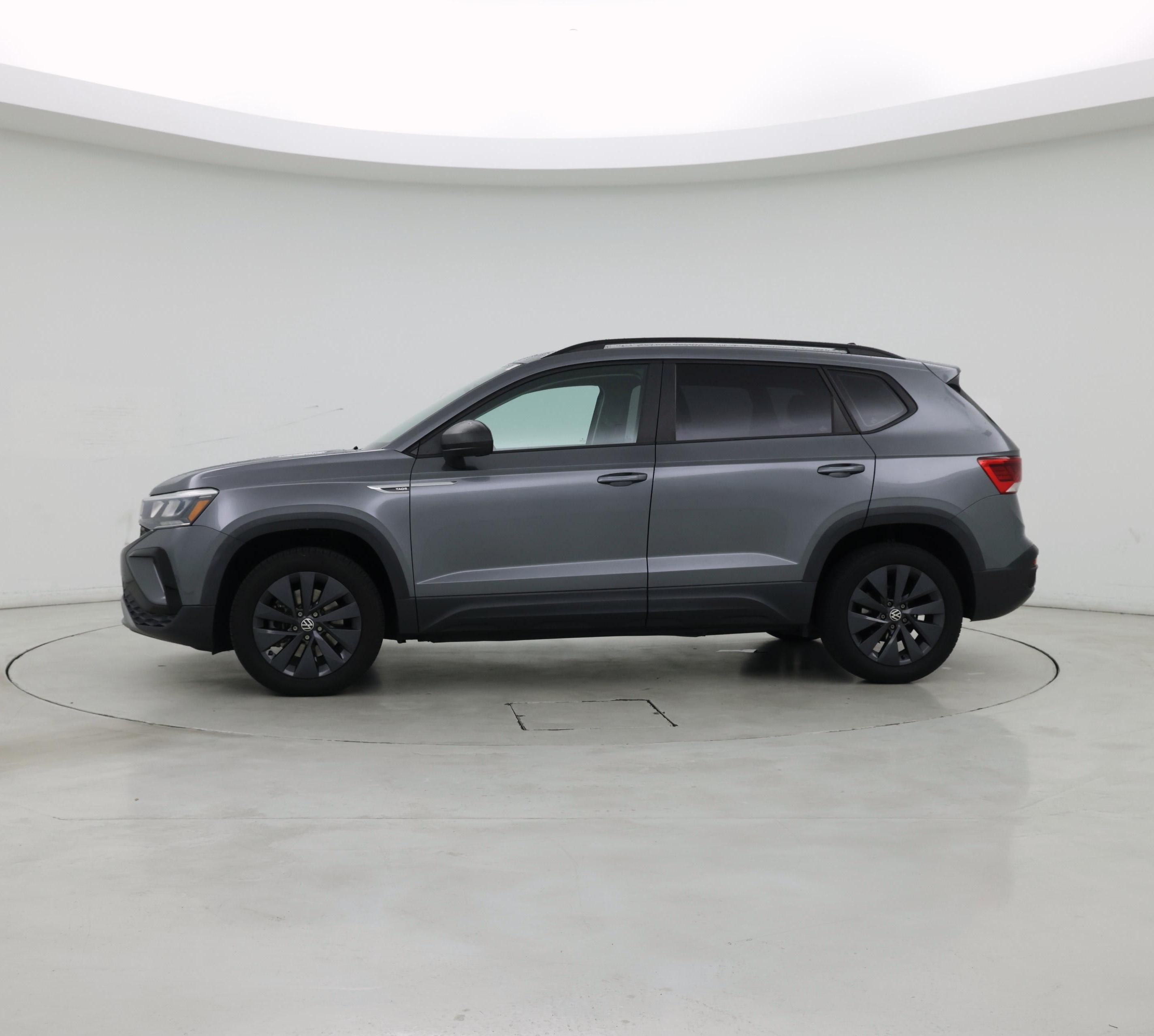 Thumbnail: 2022 Volkswagen Taos - 3
