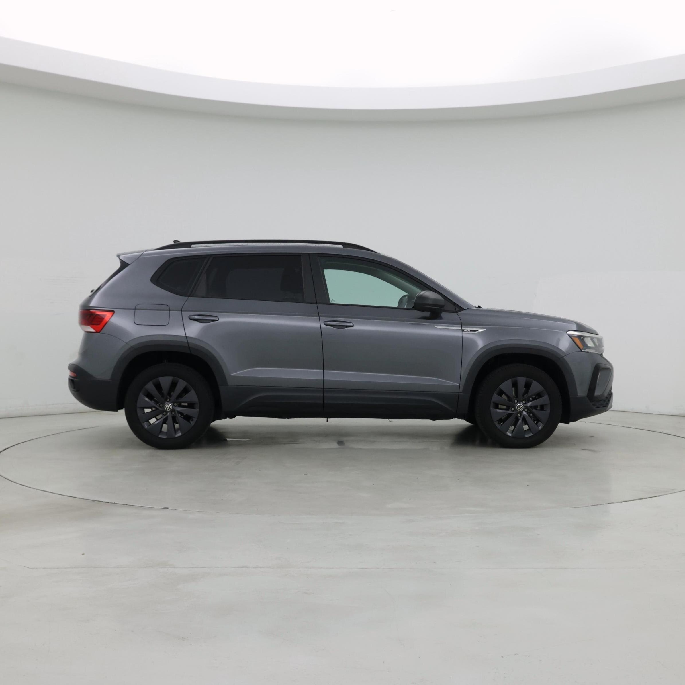 Thumbnail: 2022 Volkswagen Taos - 7