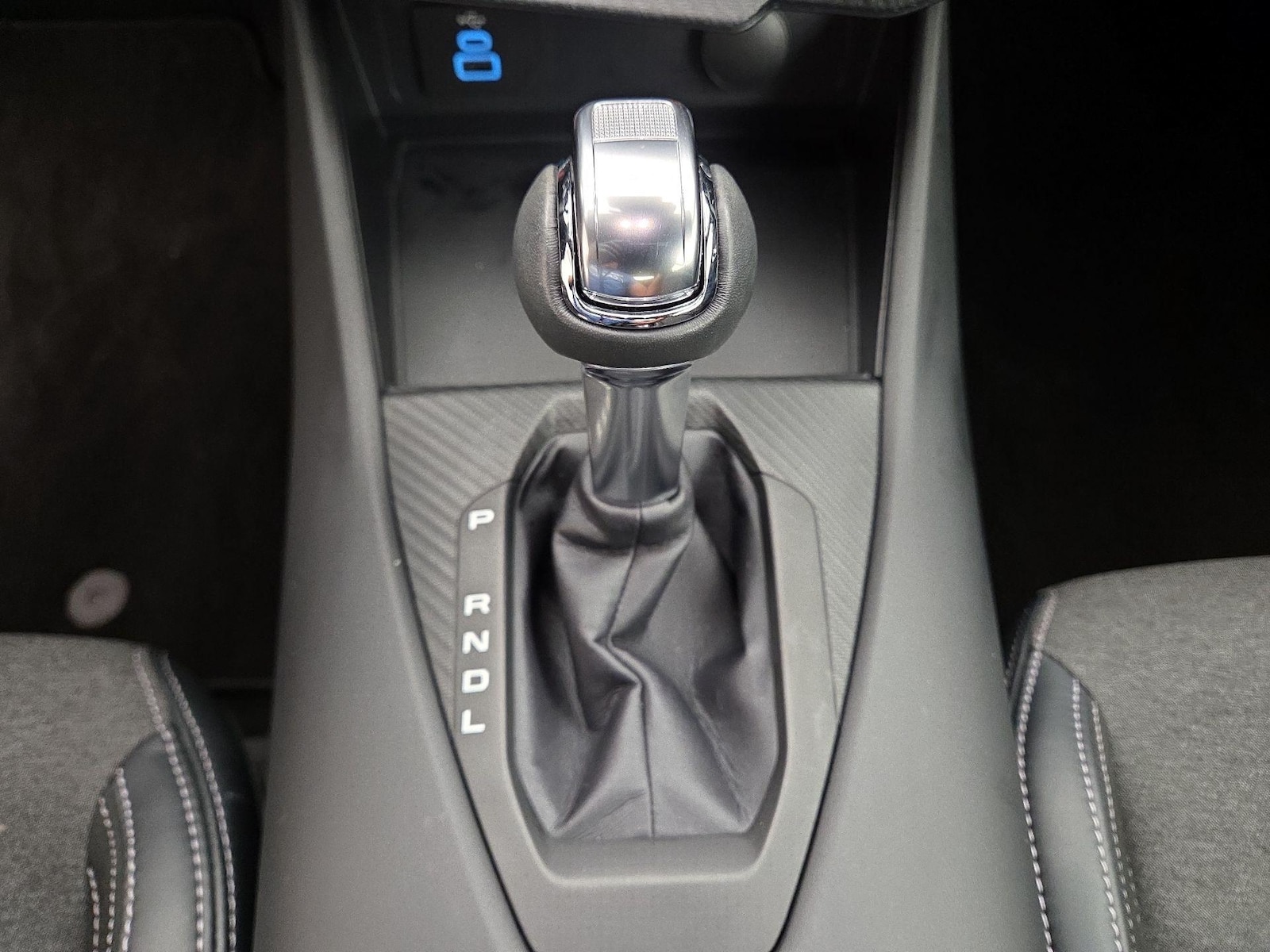 2025 Ford Mustang EcoBoost - Photo 18