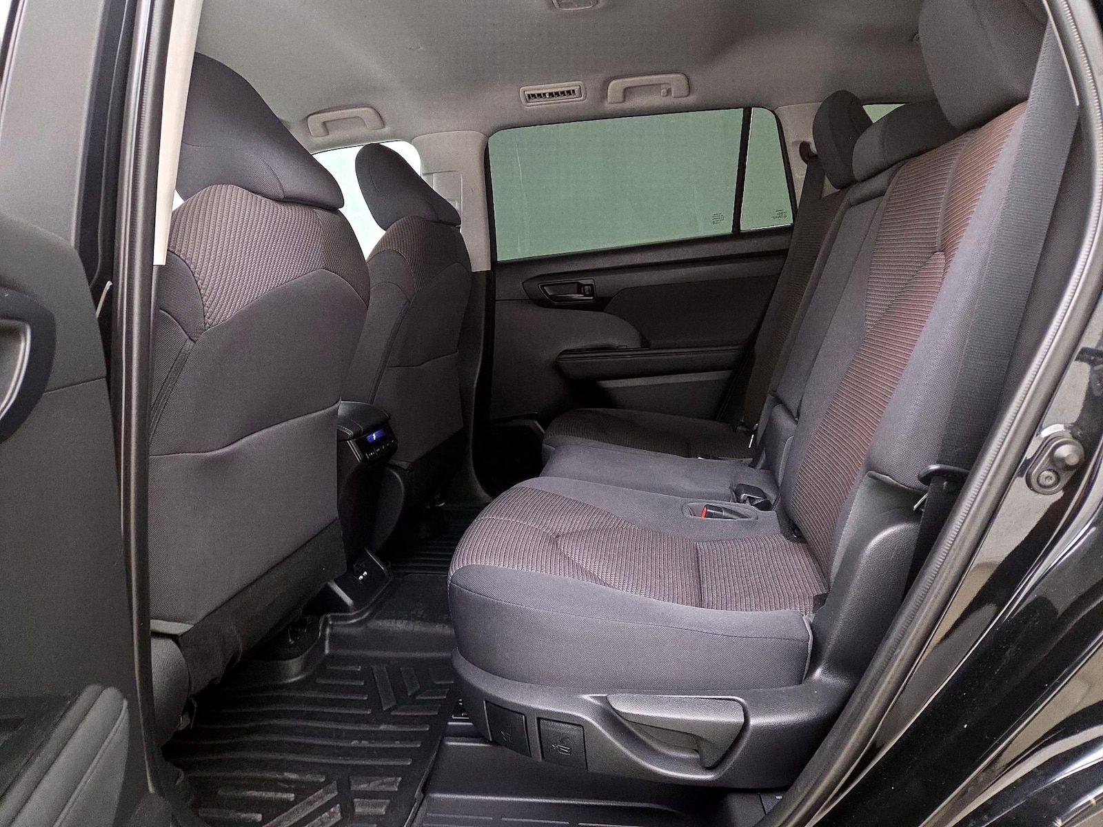 Rear Air Conditioning