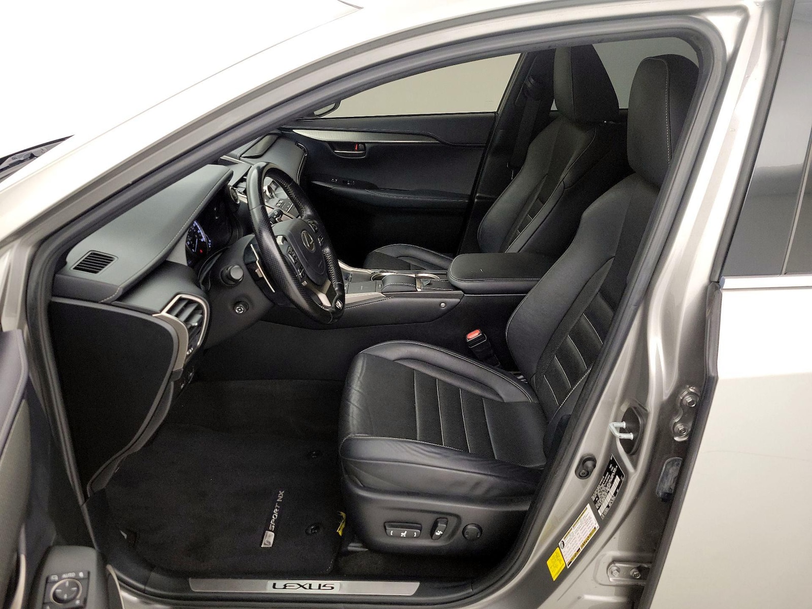 Power Seat(s) & Side Airbags