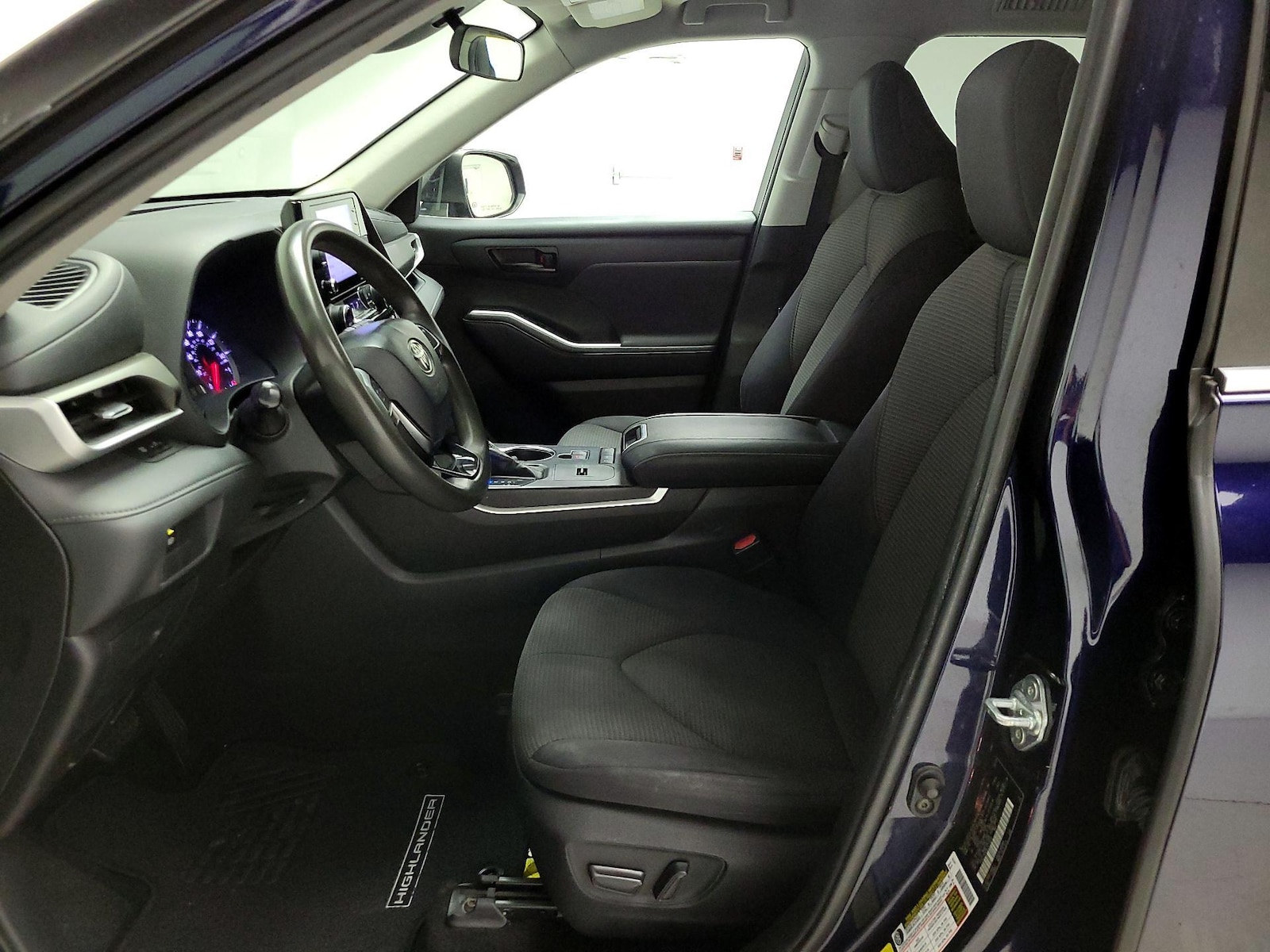 Power Seat(s) & Side Airbags