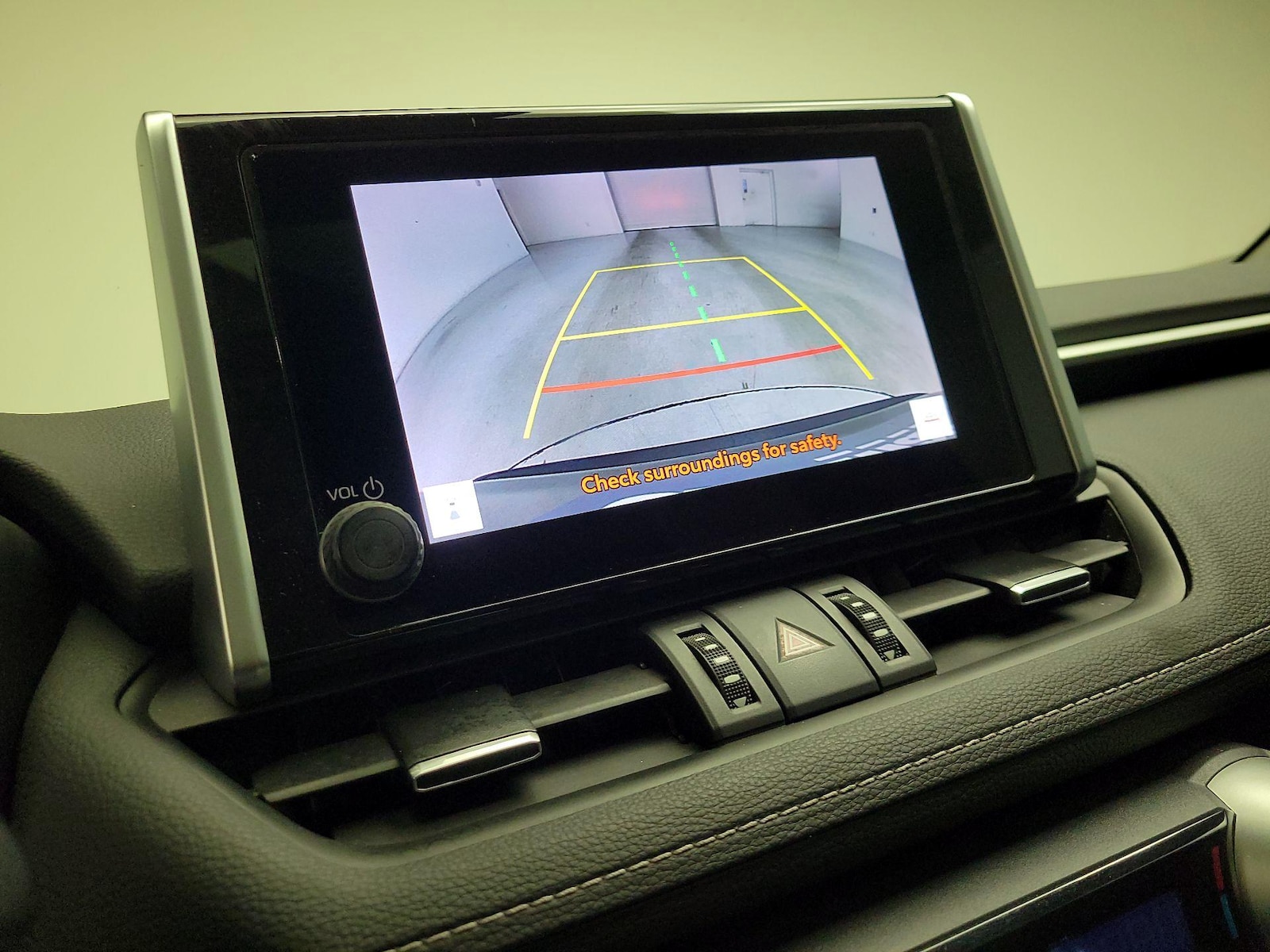 2024 Toyota RAV4 XLE Premium - Photo 16