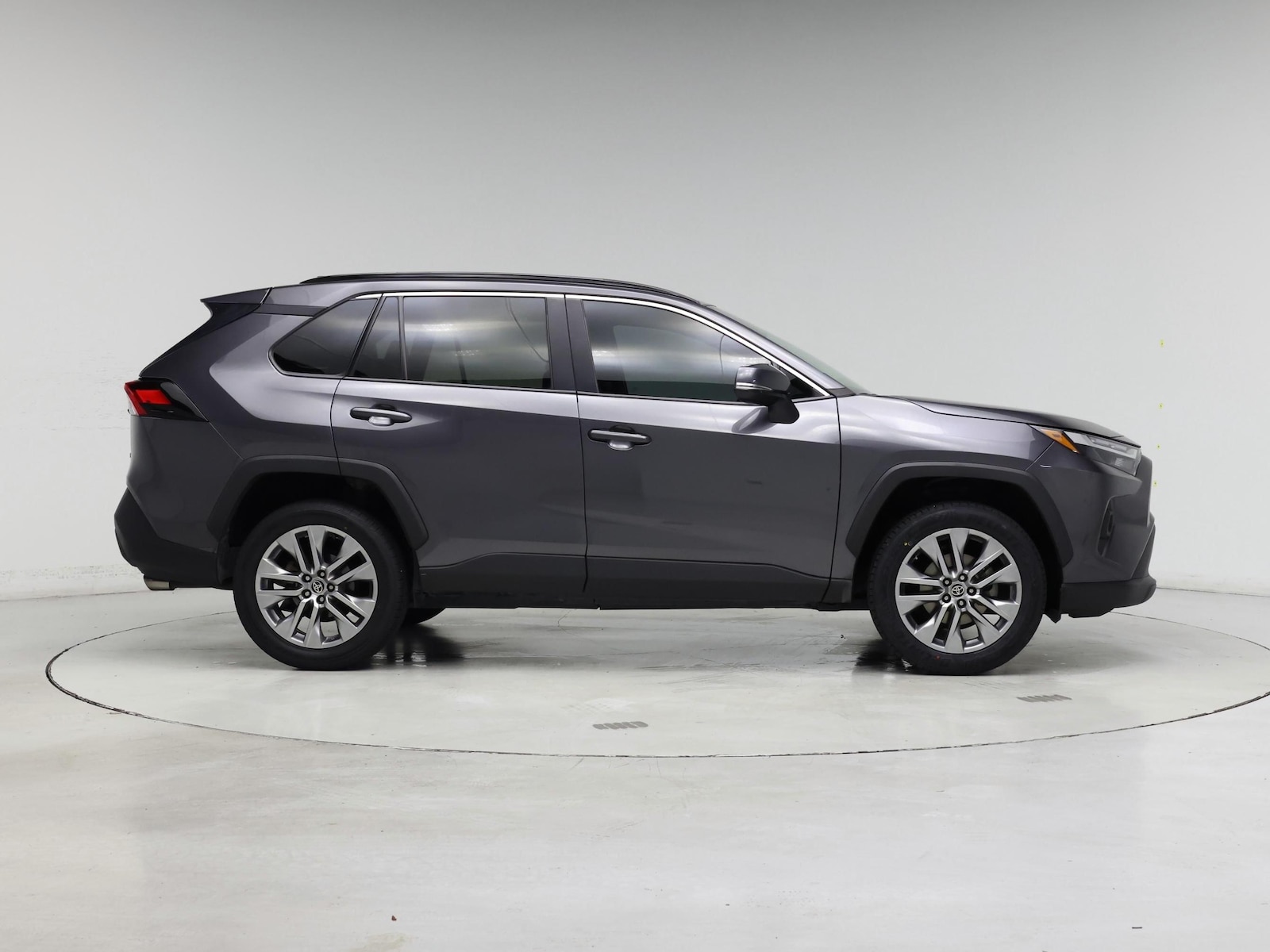 2024 Toyota RAV4 XLE Premium - Photo 8