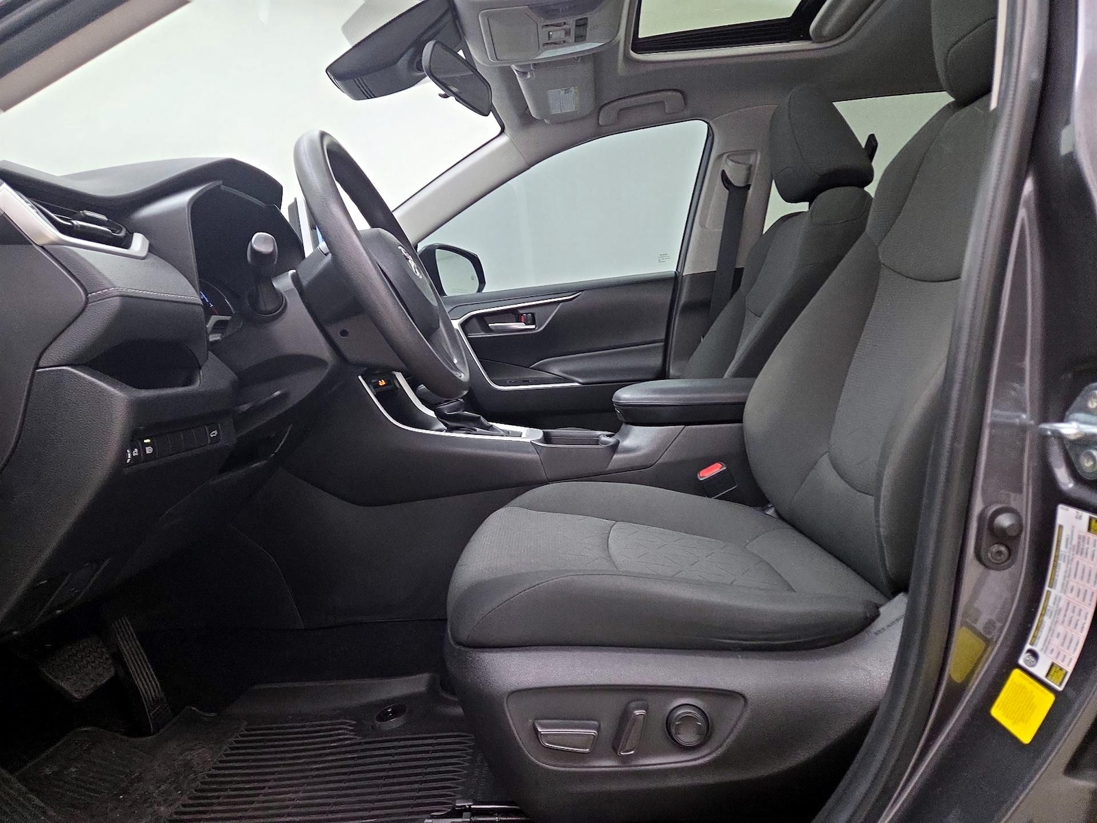Power Seat(s) & Side Airbags