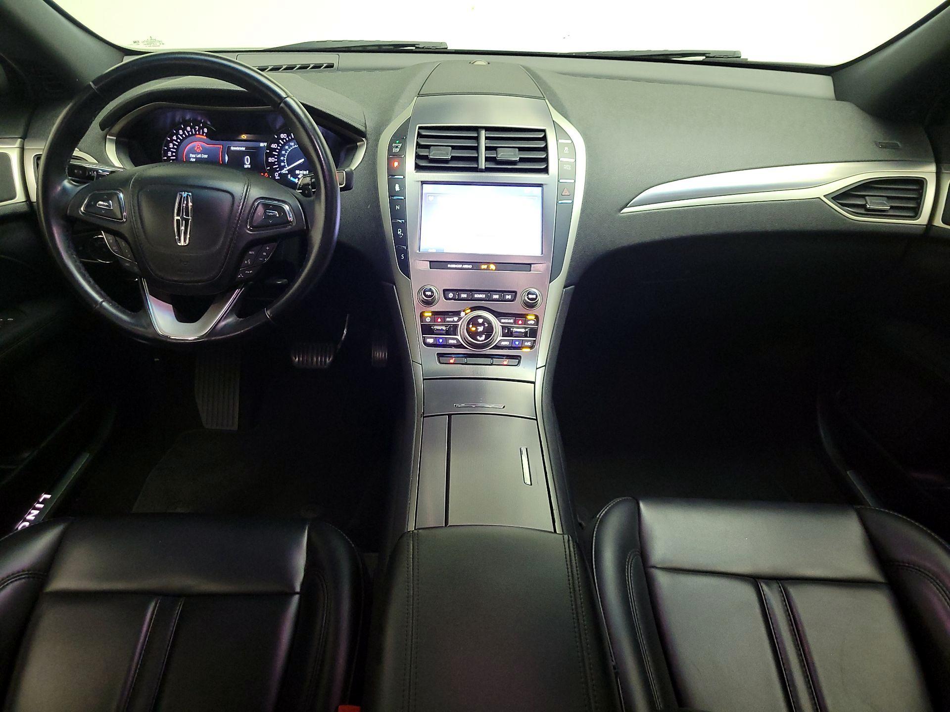 Thumbnail: 2020 Lincoln MKZ - 9