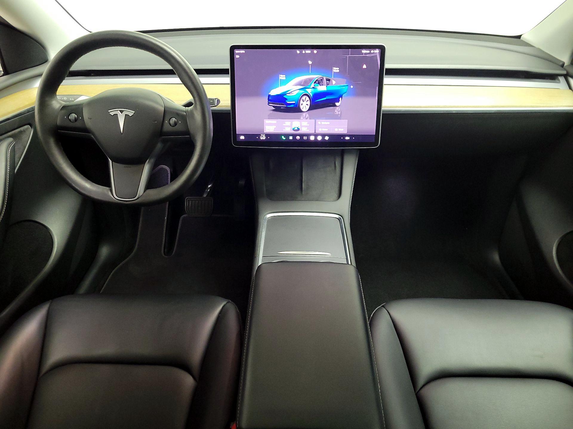 Thumbnail: 2023 Tesla Model Y - 9