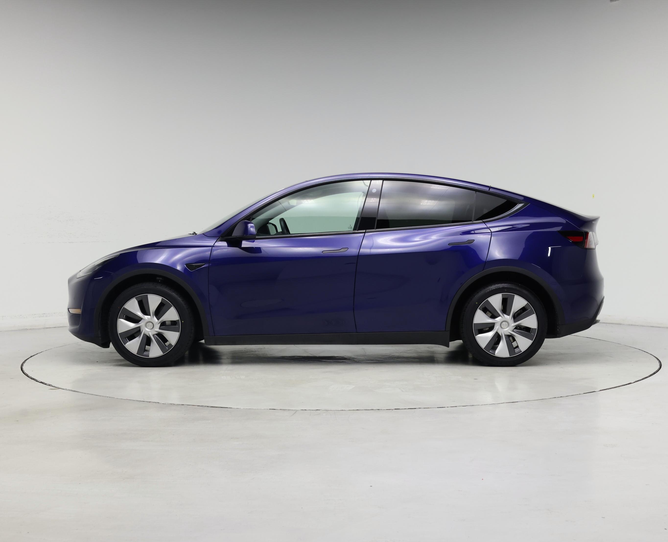 Thumbnail: 2023 Tesla Model Y - 3