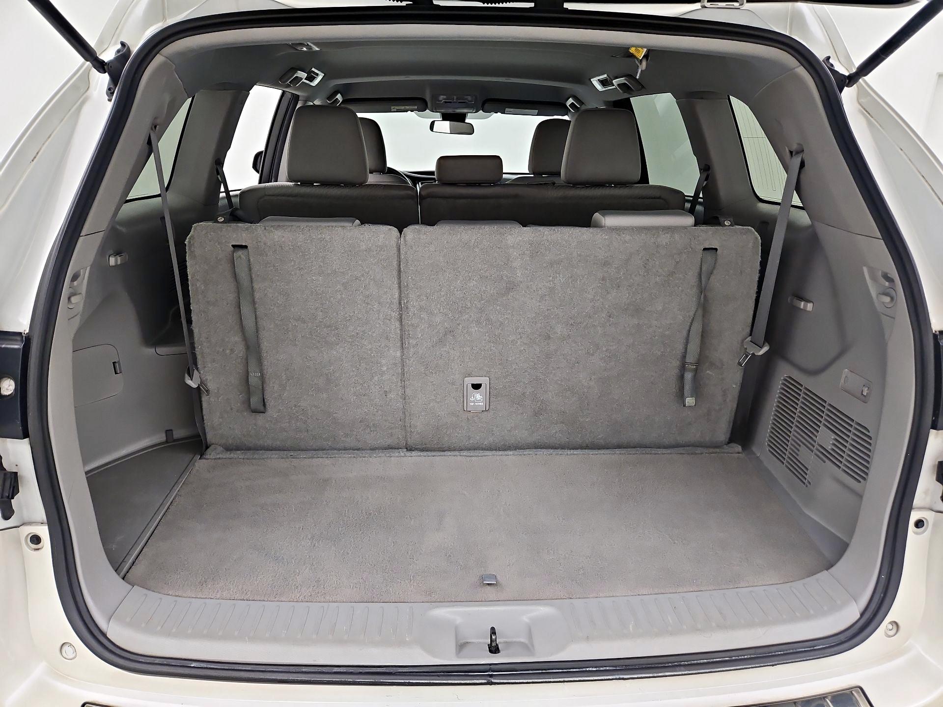 Thumbnail: 2018 Toyota Highlander - 19