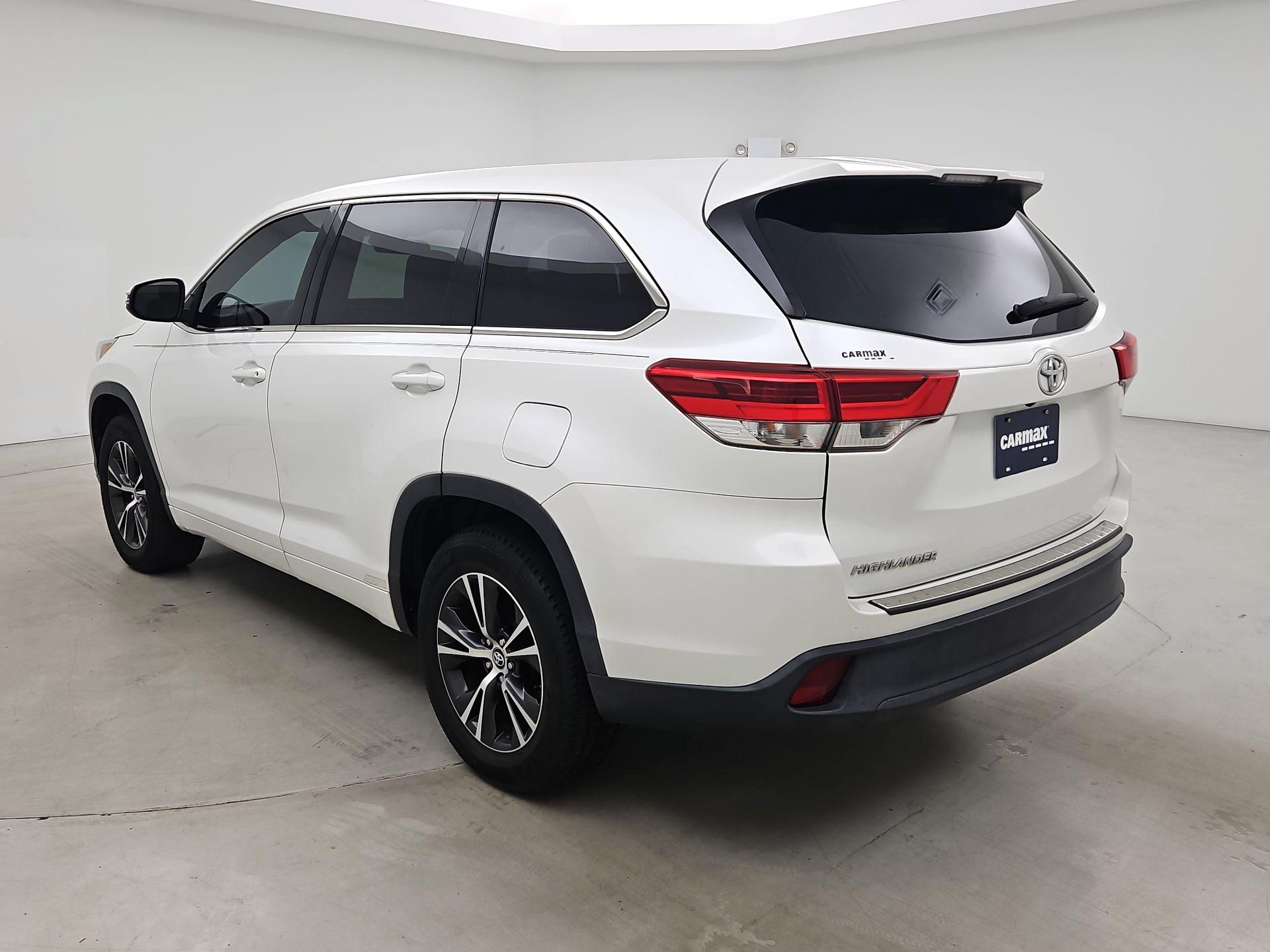 Thumbnail: 2018 Toyota Highlander - 7
