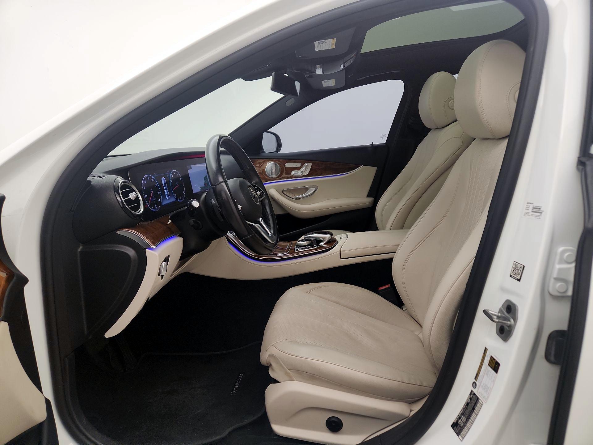 Thumbnail: 2020 Mercedes-Benz E-Class - 11