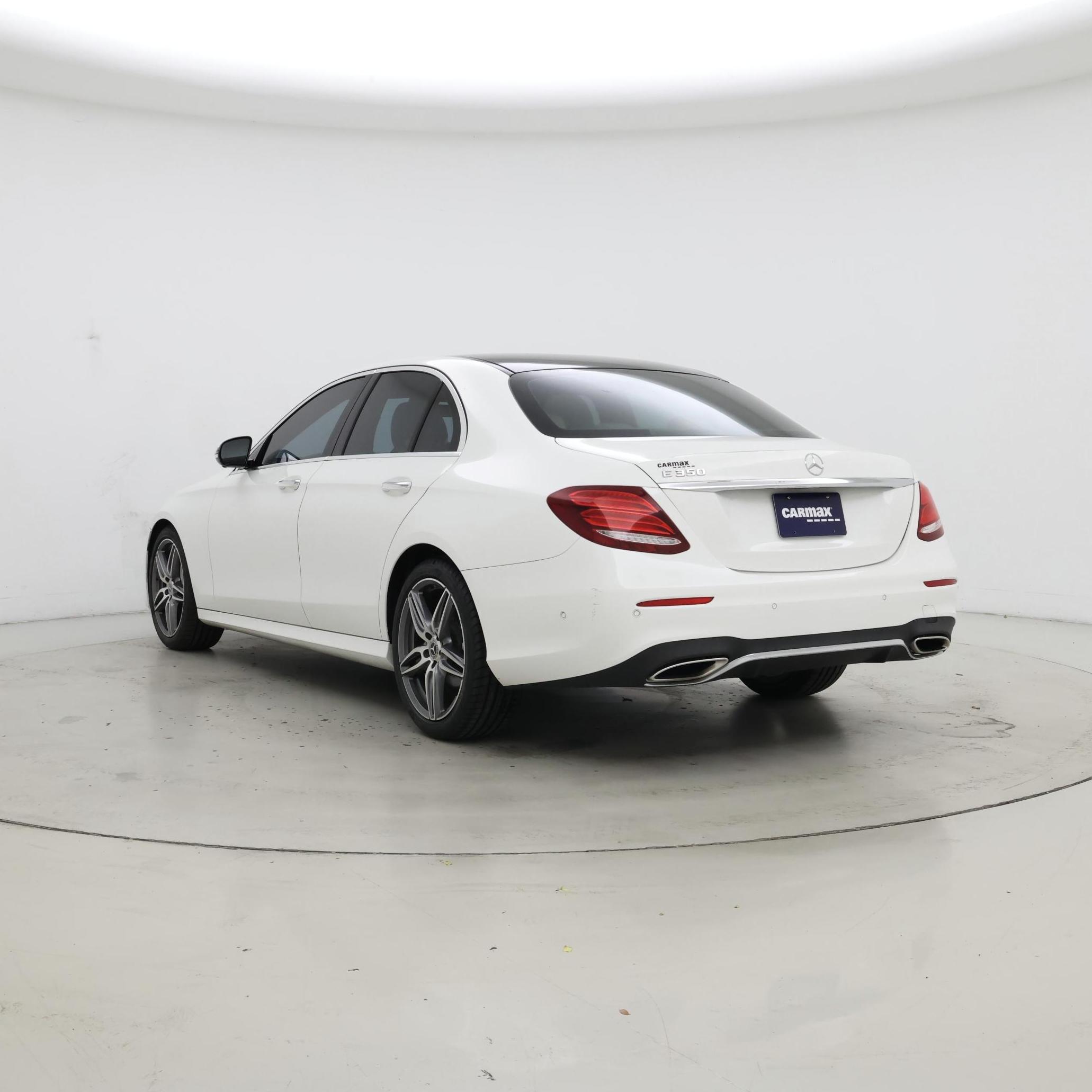 Thumbnail: 2020 Mercedes-Benz E-Class - 2