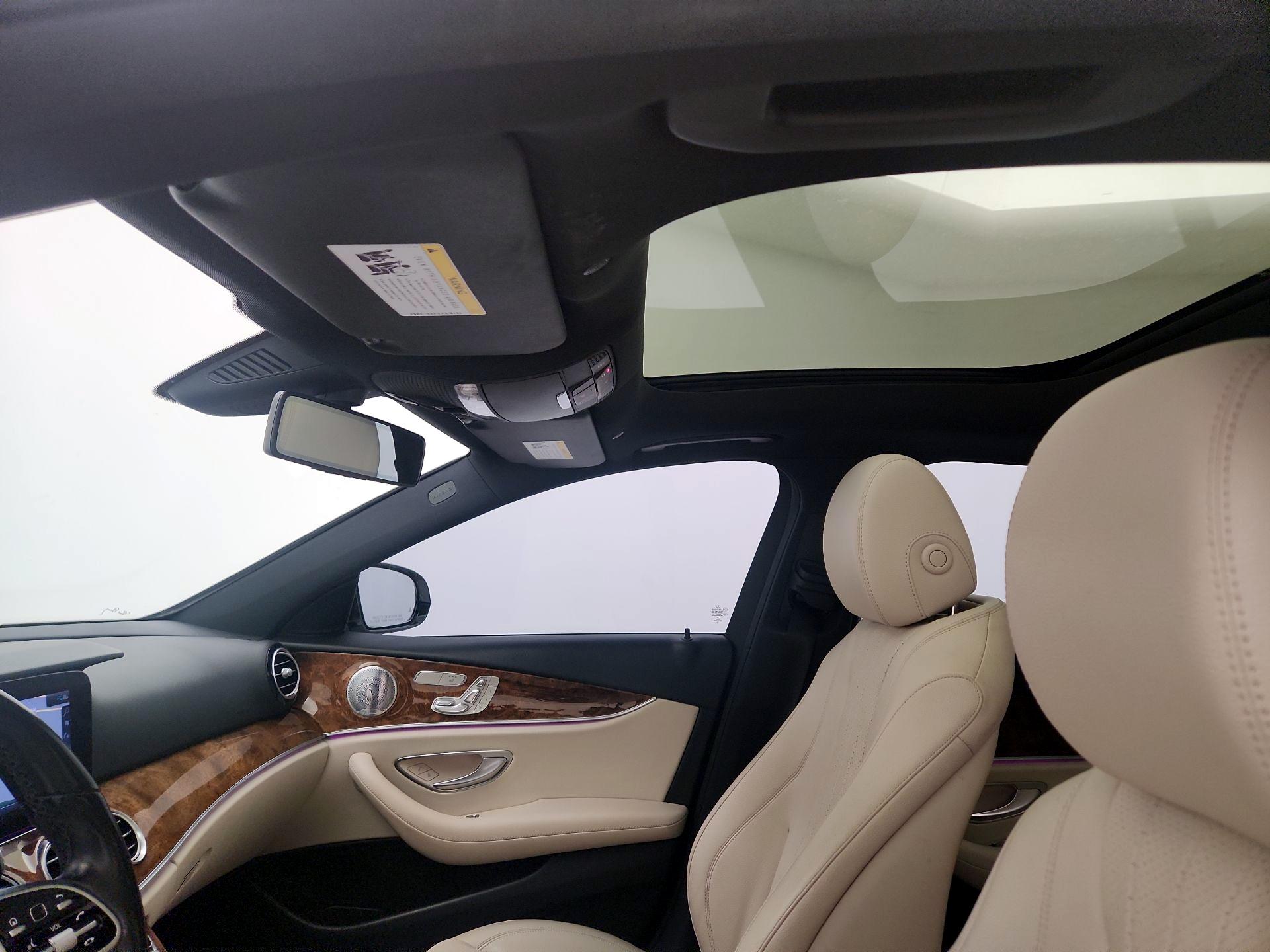 Thumbnail: 2020 Mercedes-Benz E-Class - 20
