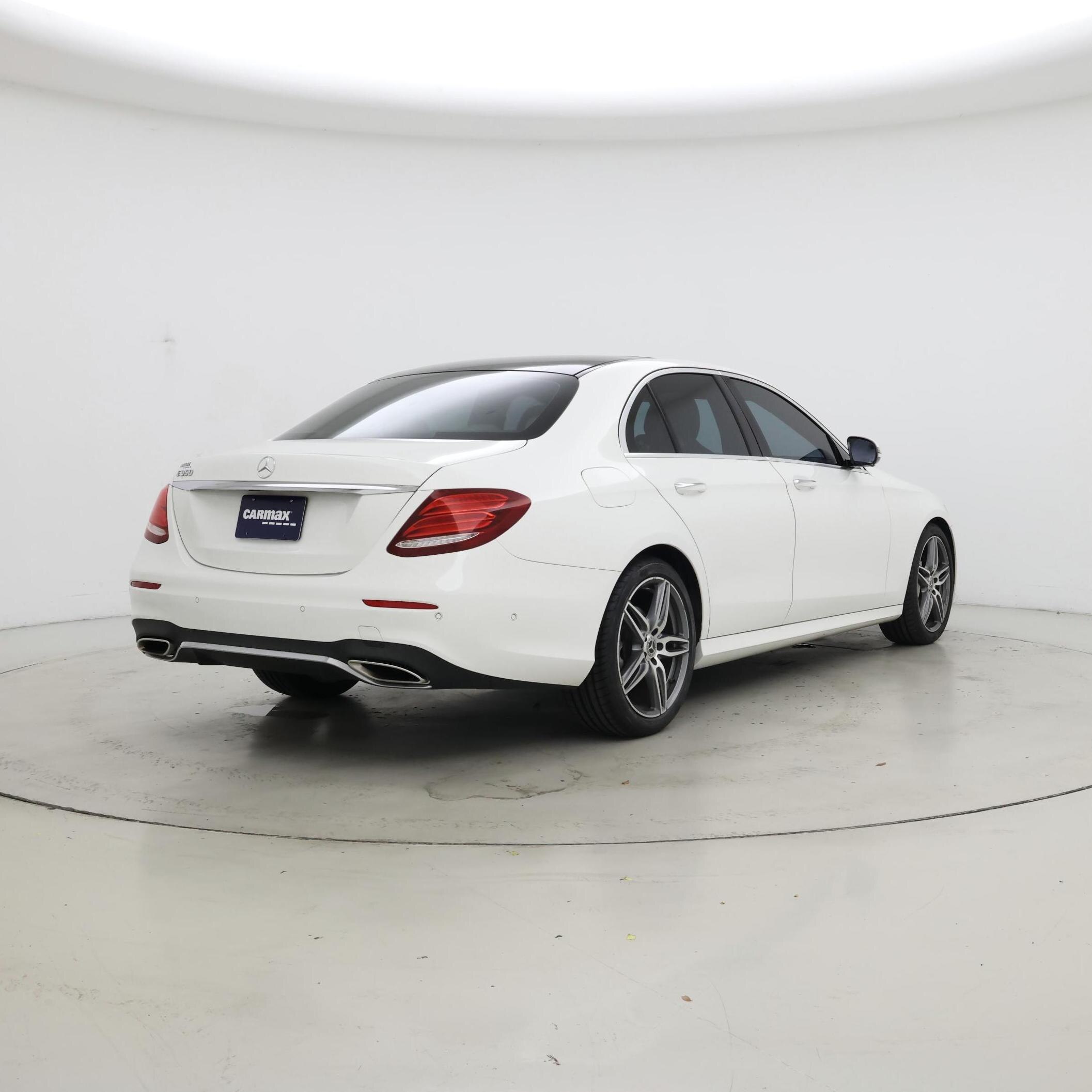 Thumbnail: 2020 Mercedes-Benz E-Class - 8