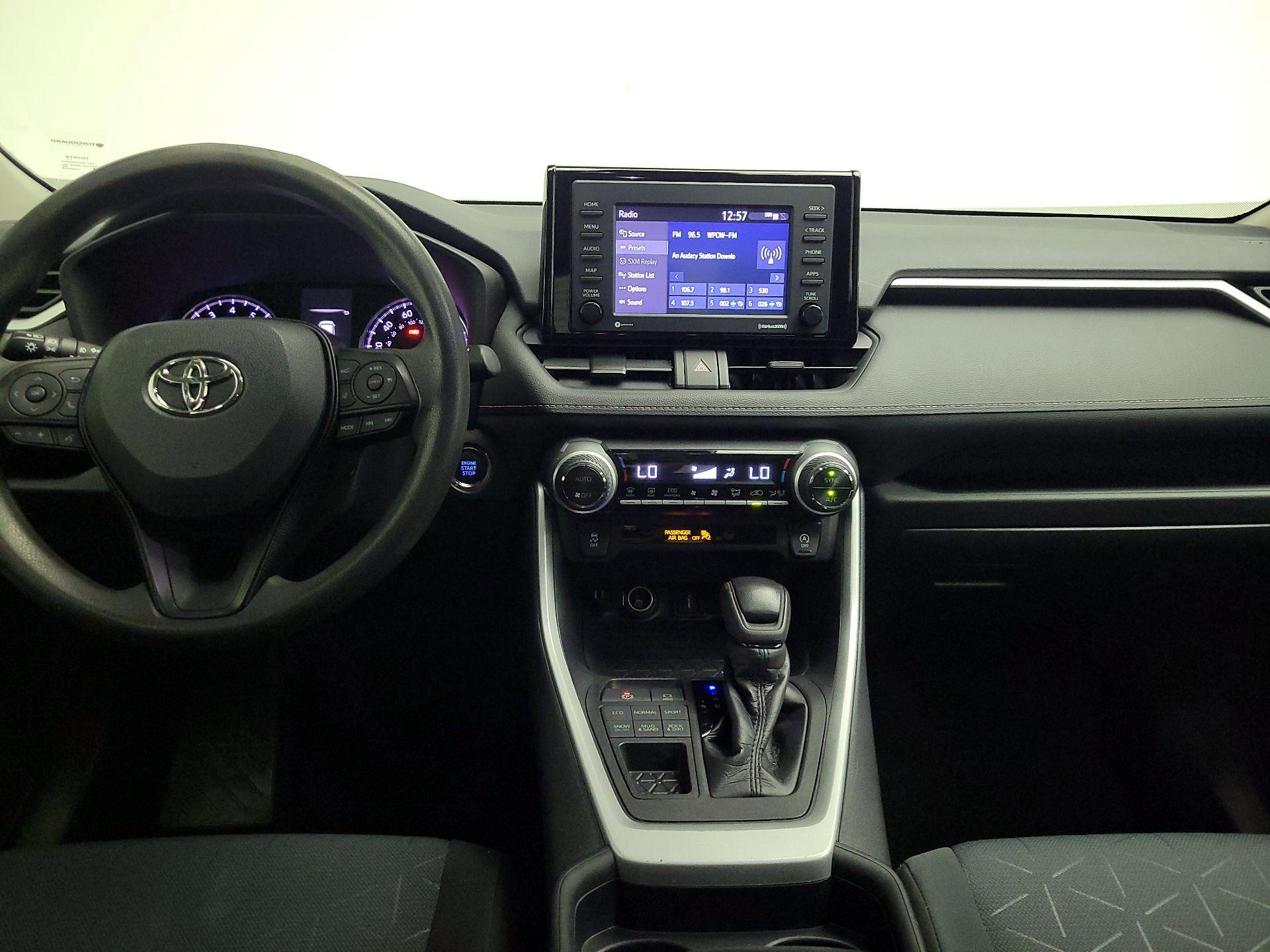 Thumbnail: 2021 Toyota RAV4 - 9