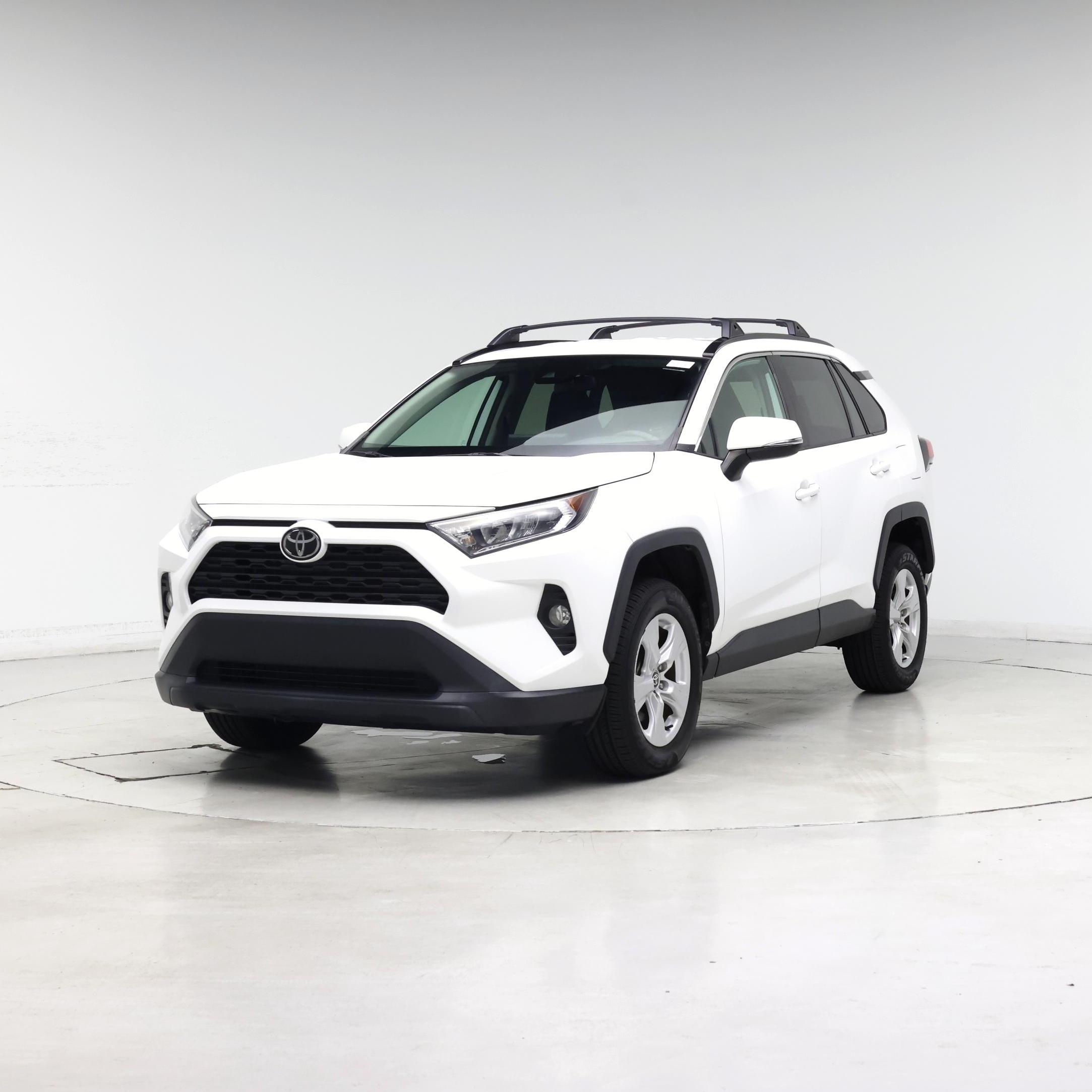 Thumbnail: 2021 Toyota RAV4 - 4