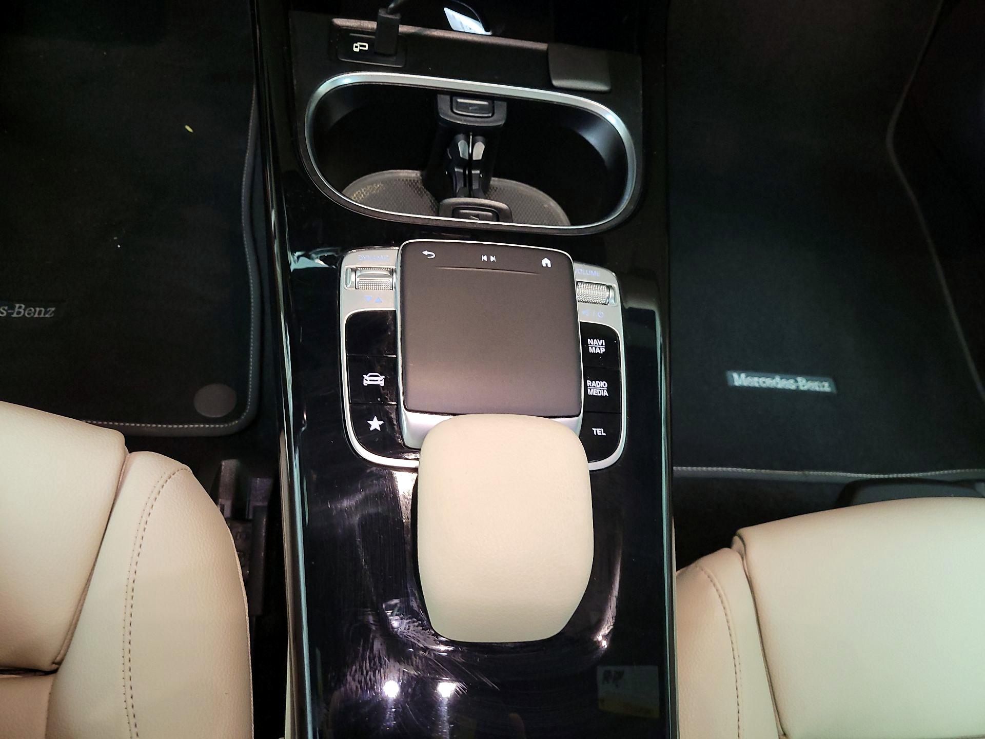 Thumbnail: 2019 Mercedes-Benz A-Class - 18
