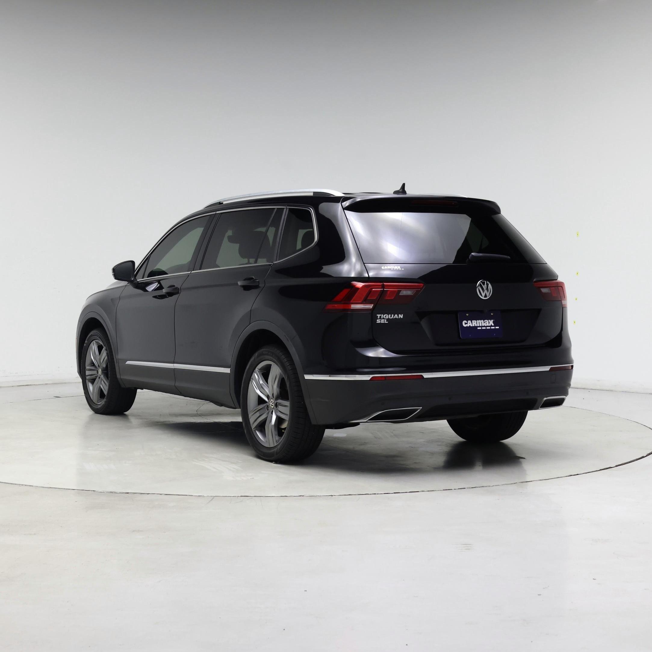 Thumbnail: 2021 Volkswagen Tiguan - 2