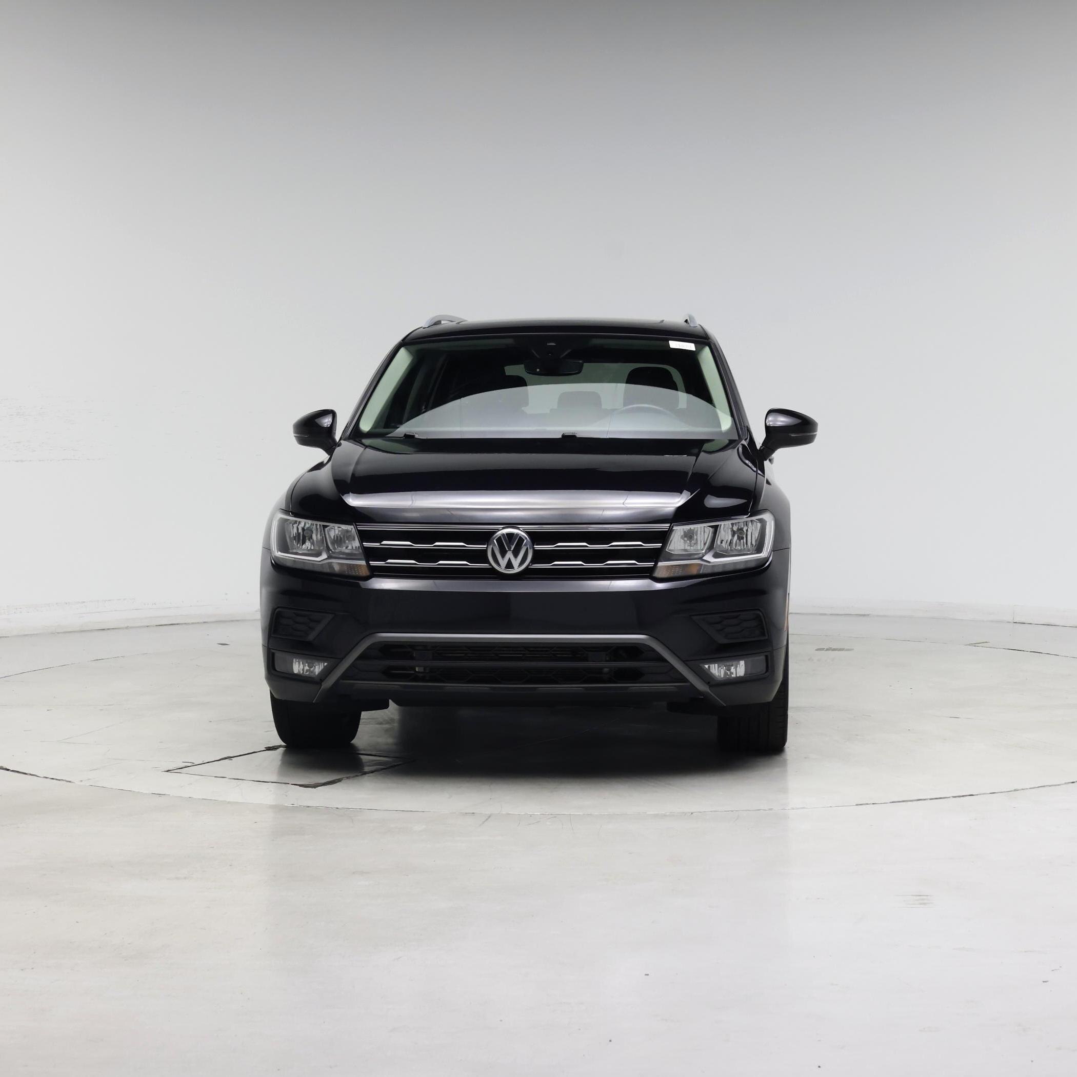 Thumbnail: 2021 Volkswagen Tiguan - 5