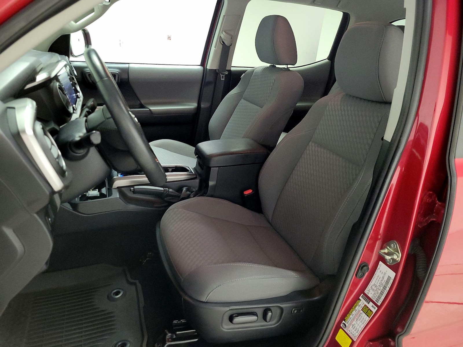 2022 Toyota Tacoma SR5 - Photo 12