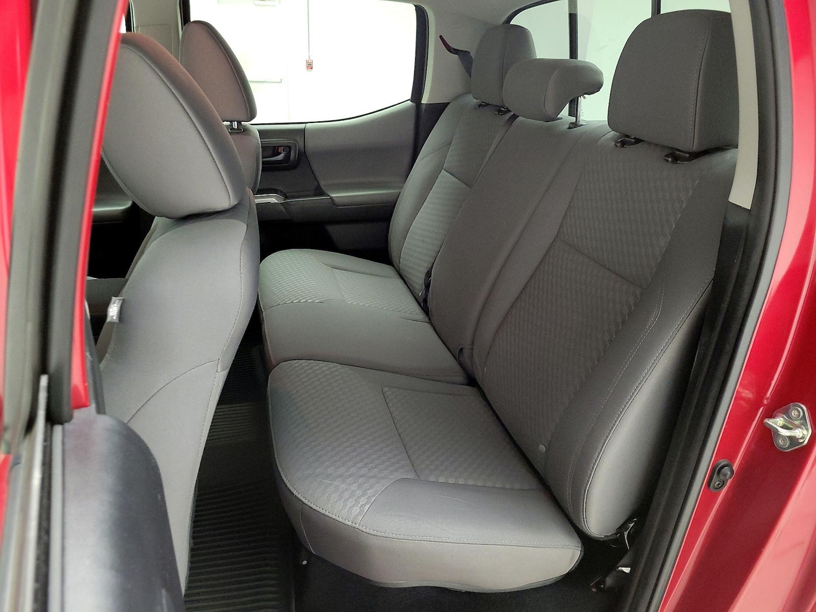 2022 Toyota Tacoma SR5 - Photo 20