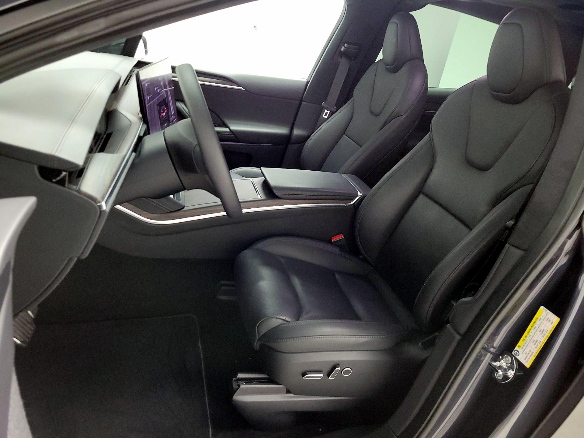 Thumbnail: 2024 Tesla Model X - 11
