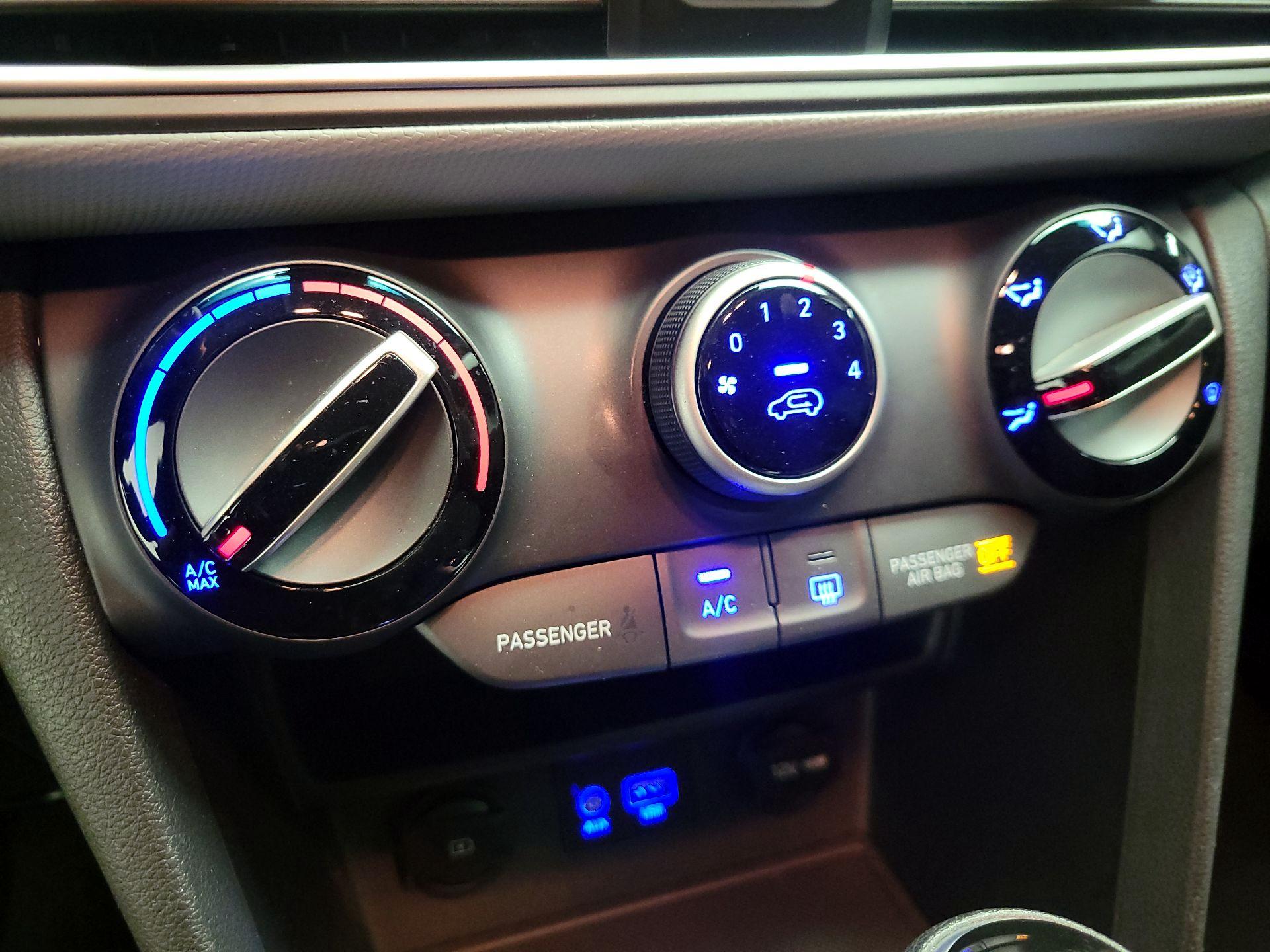 Thumbnail: 2019 Hyundai Kona - 16