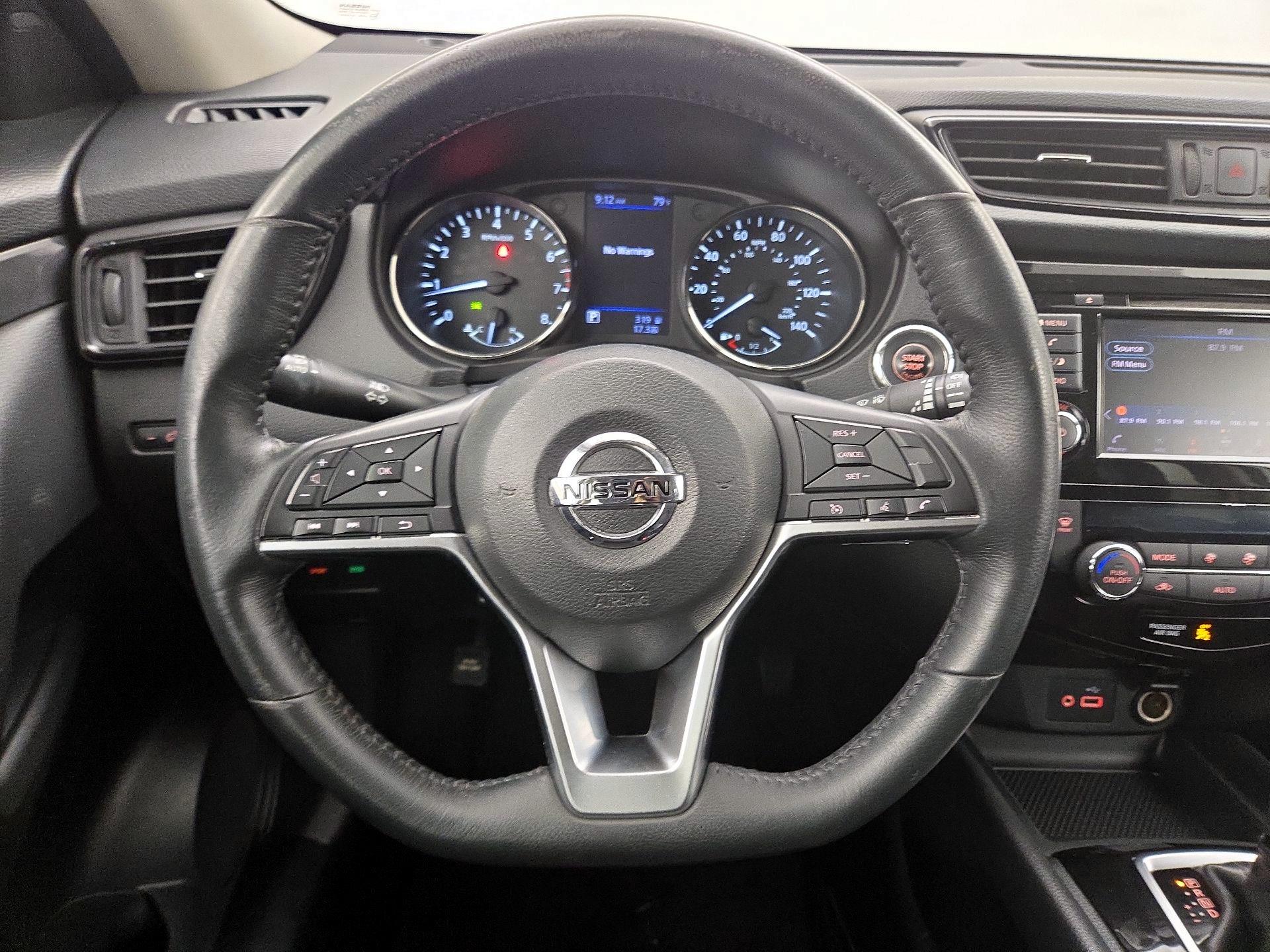 Thumbnail: 2018 Nissan Rogue - 10