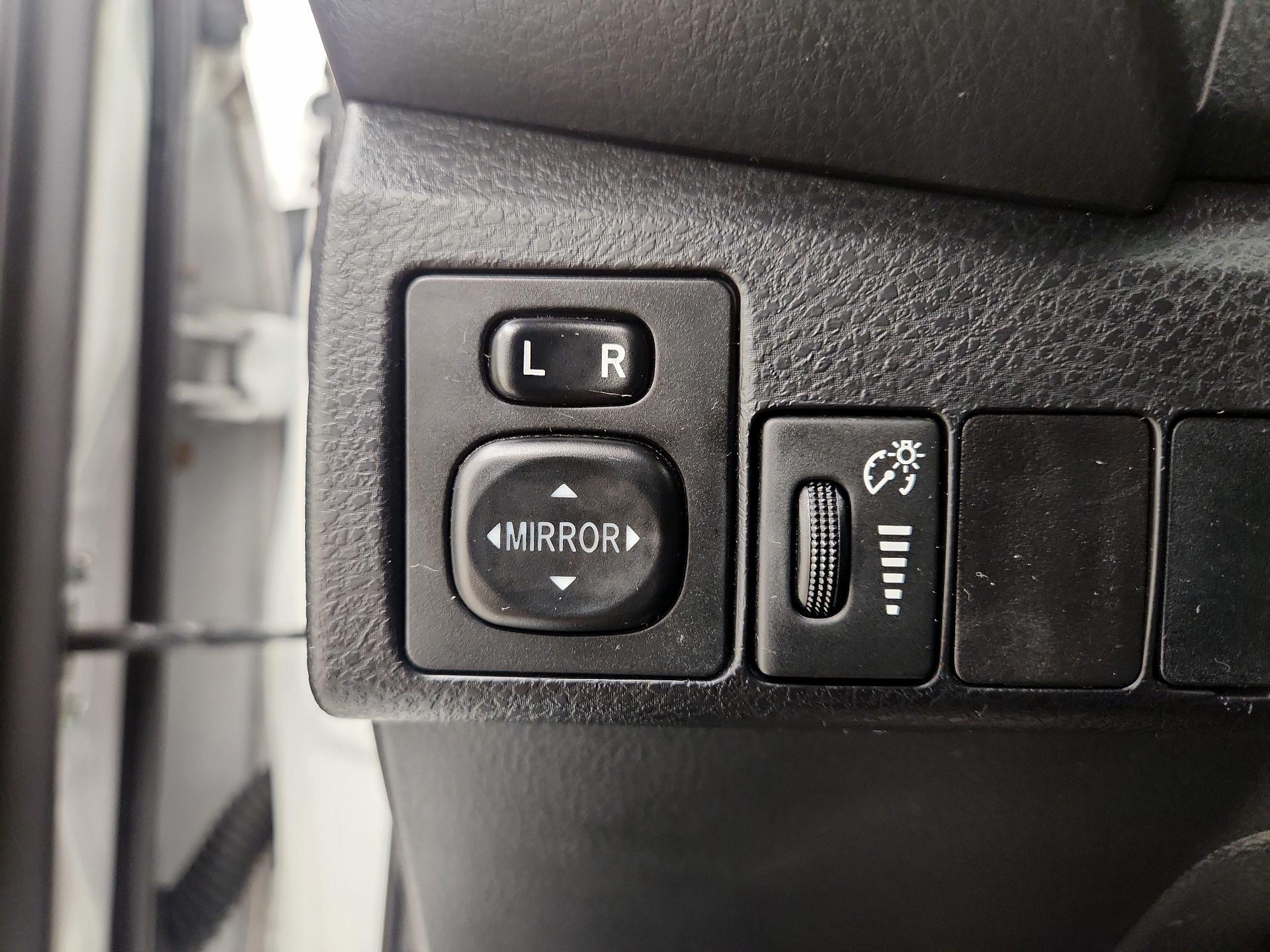 Thumbnail: 2016 Toyota Corolla - 13