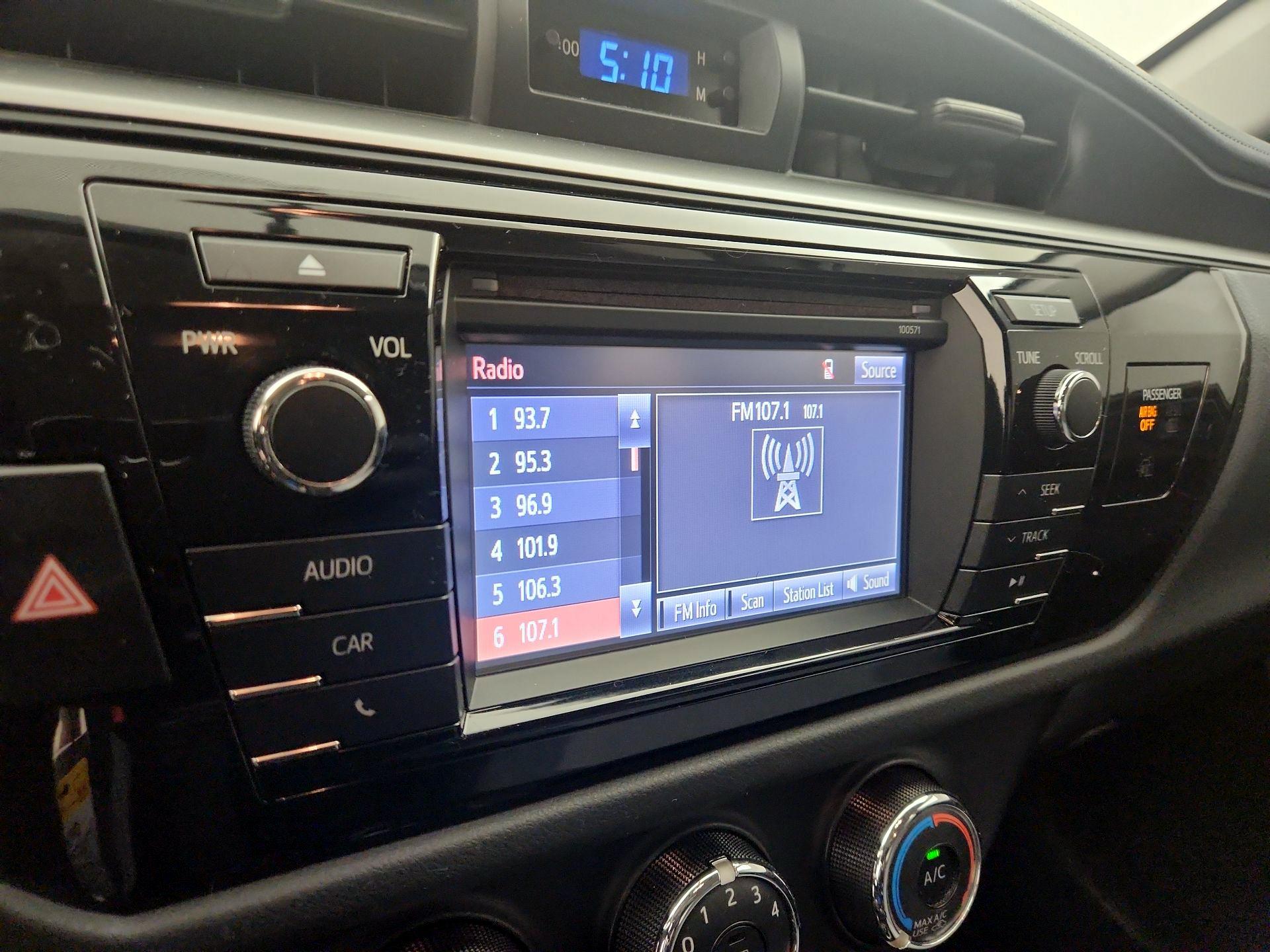 Thumbnail: 2016 Toyota Corolla - 14