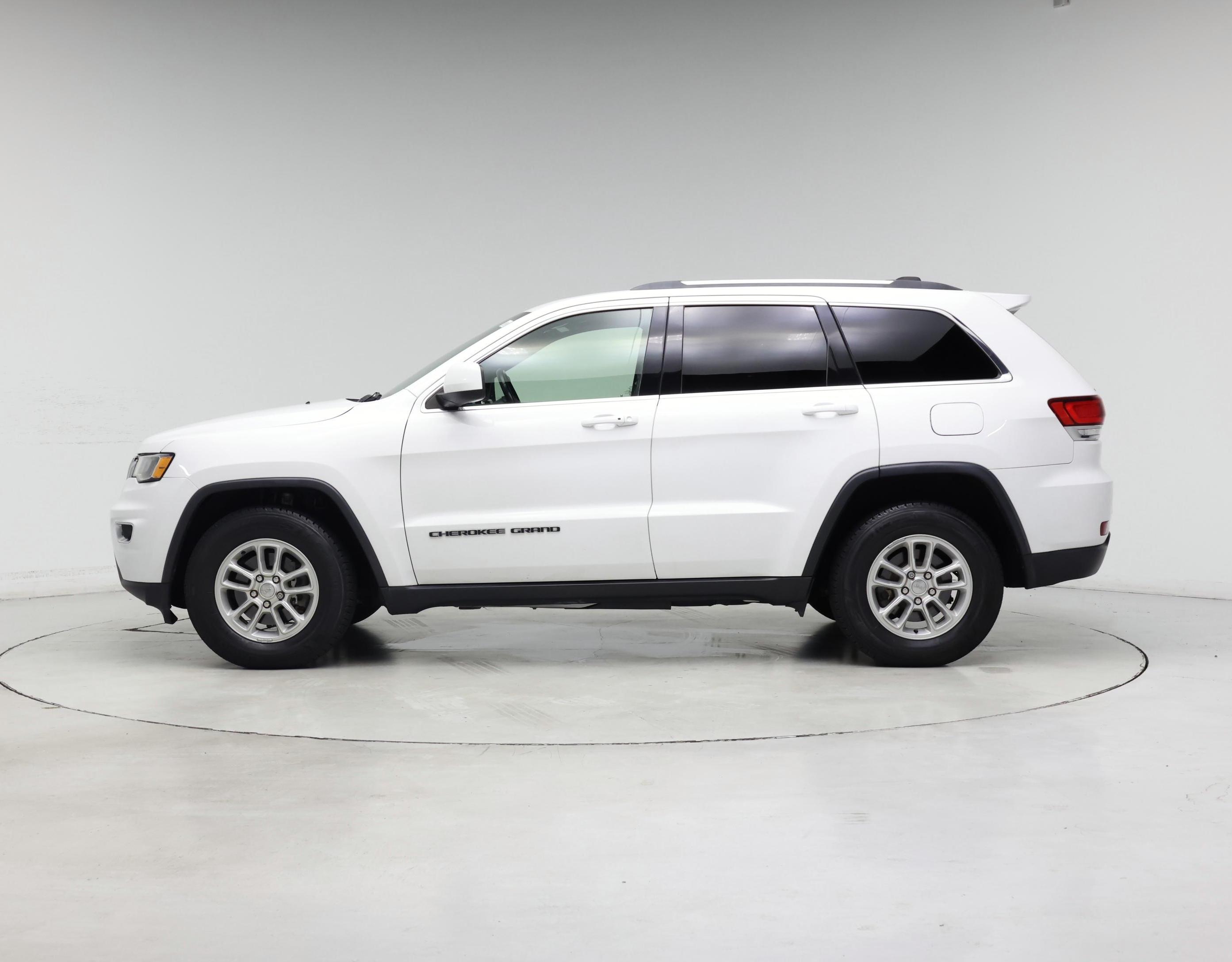 Thumbnail: 2020 Jeep Grand Cherokee - 3