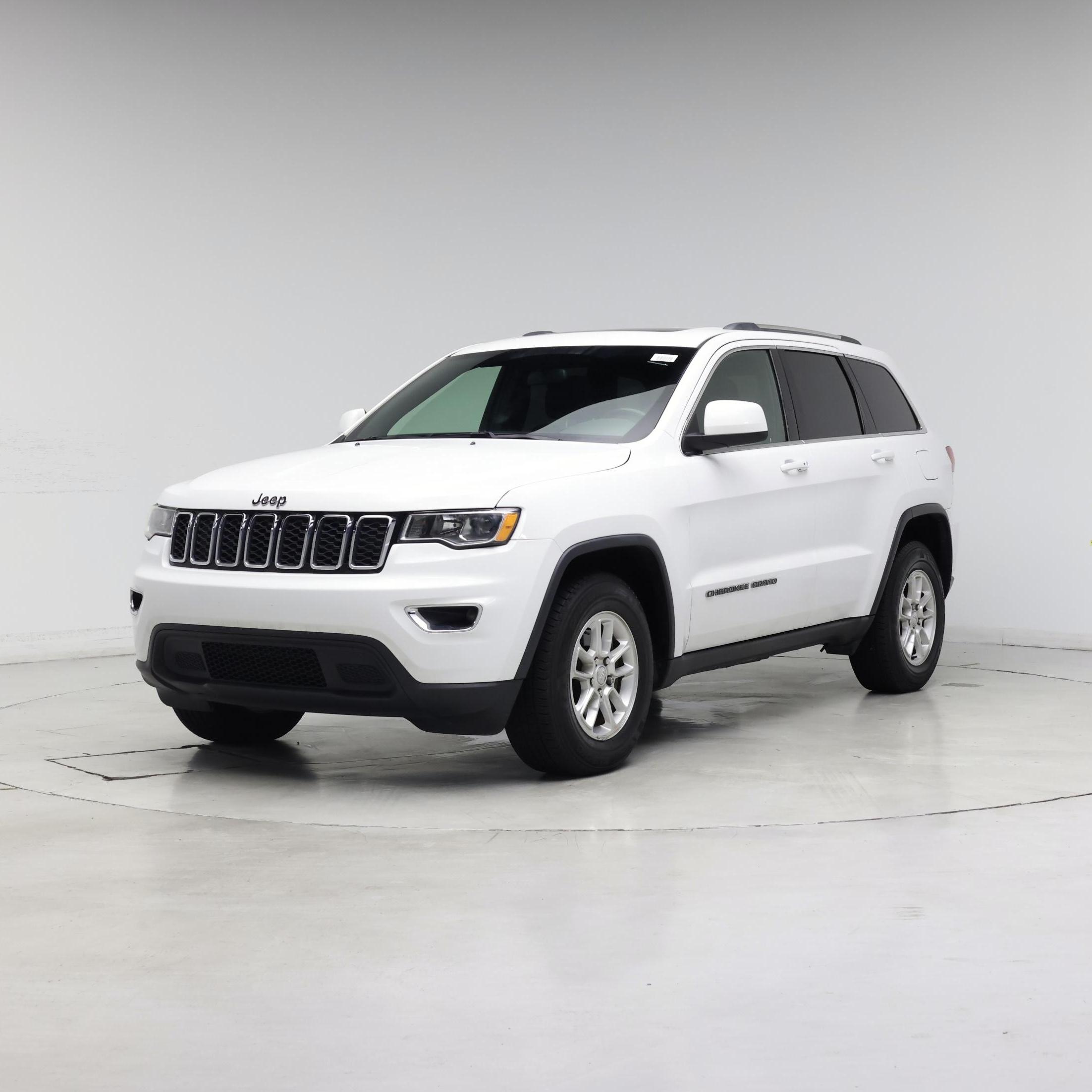 Thumbnail: 2020 Jeep Grand Cherokee - 4