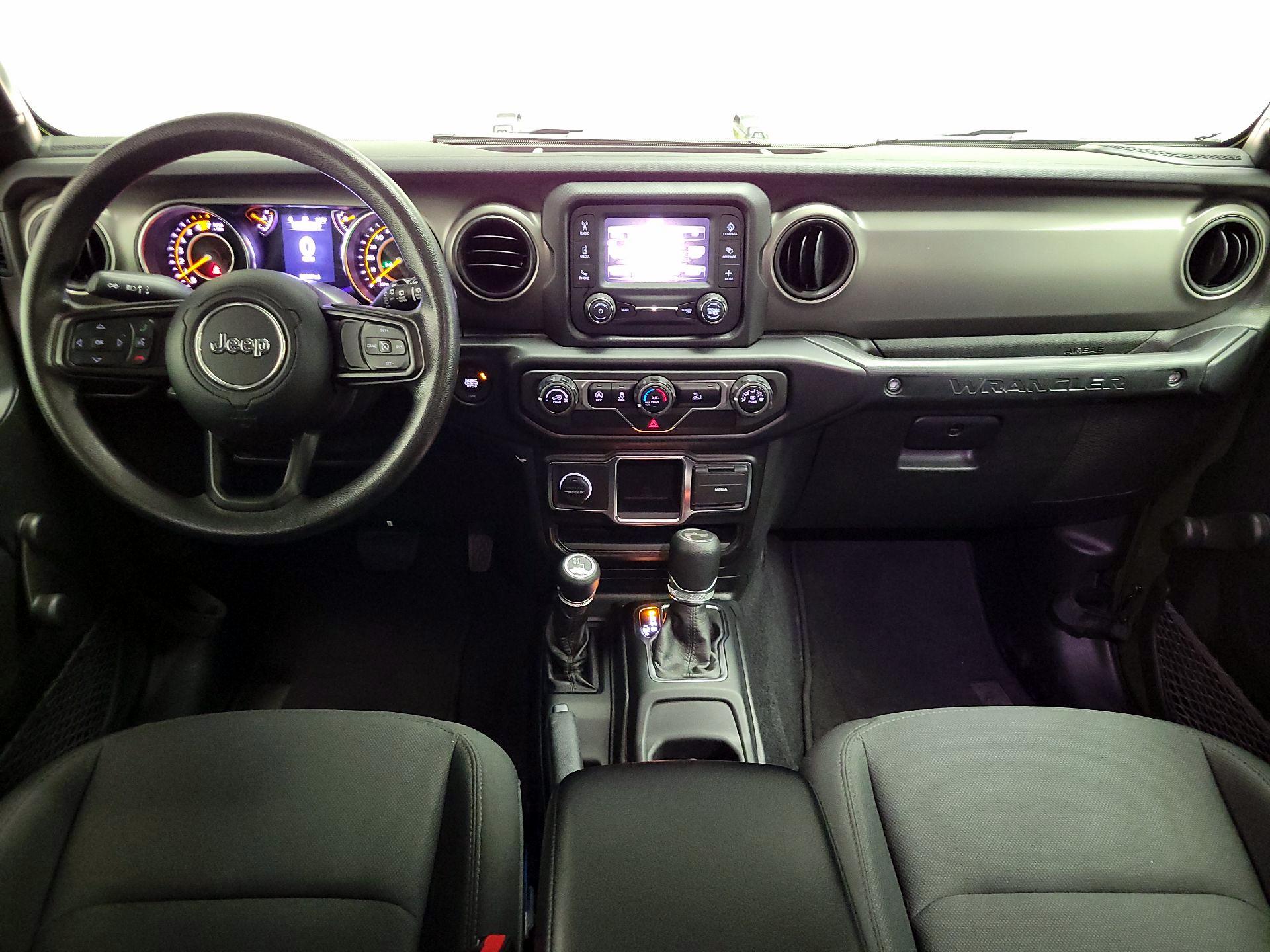 Thumbnail: 2021 Jeep Wrangler - 9