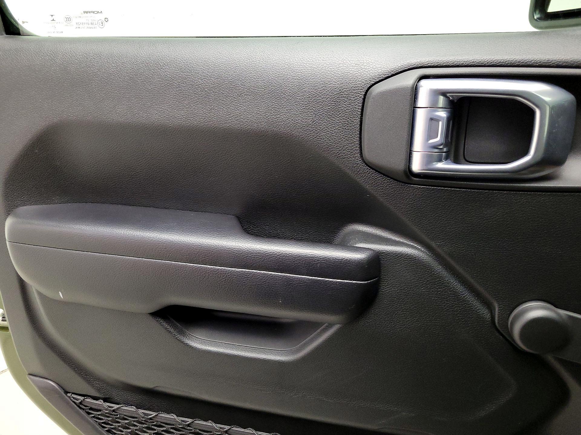 Thumbnail: 2021 Jeep Wrangler - 12