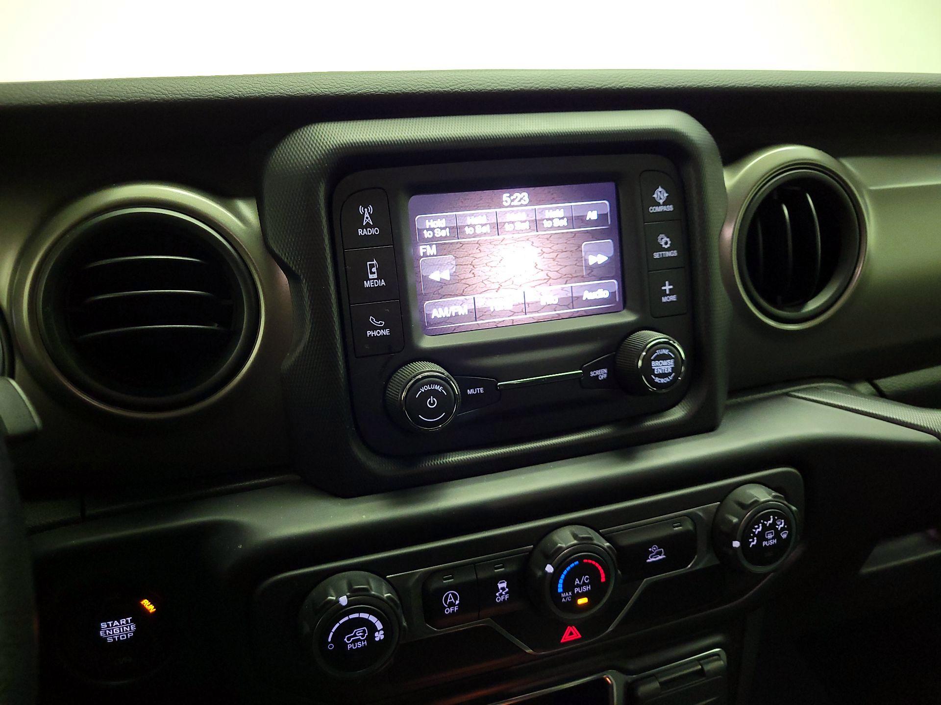 Thumbnail: 2021 Jeep Wrangler - 15