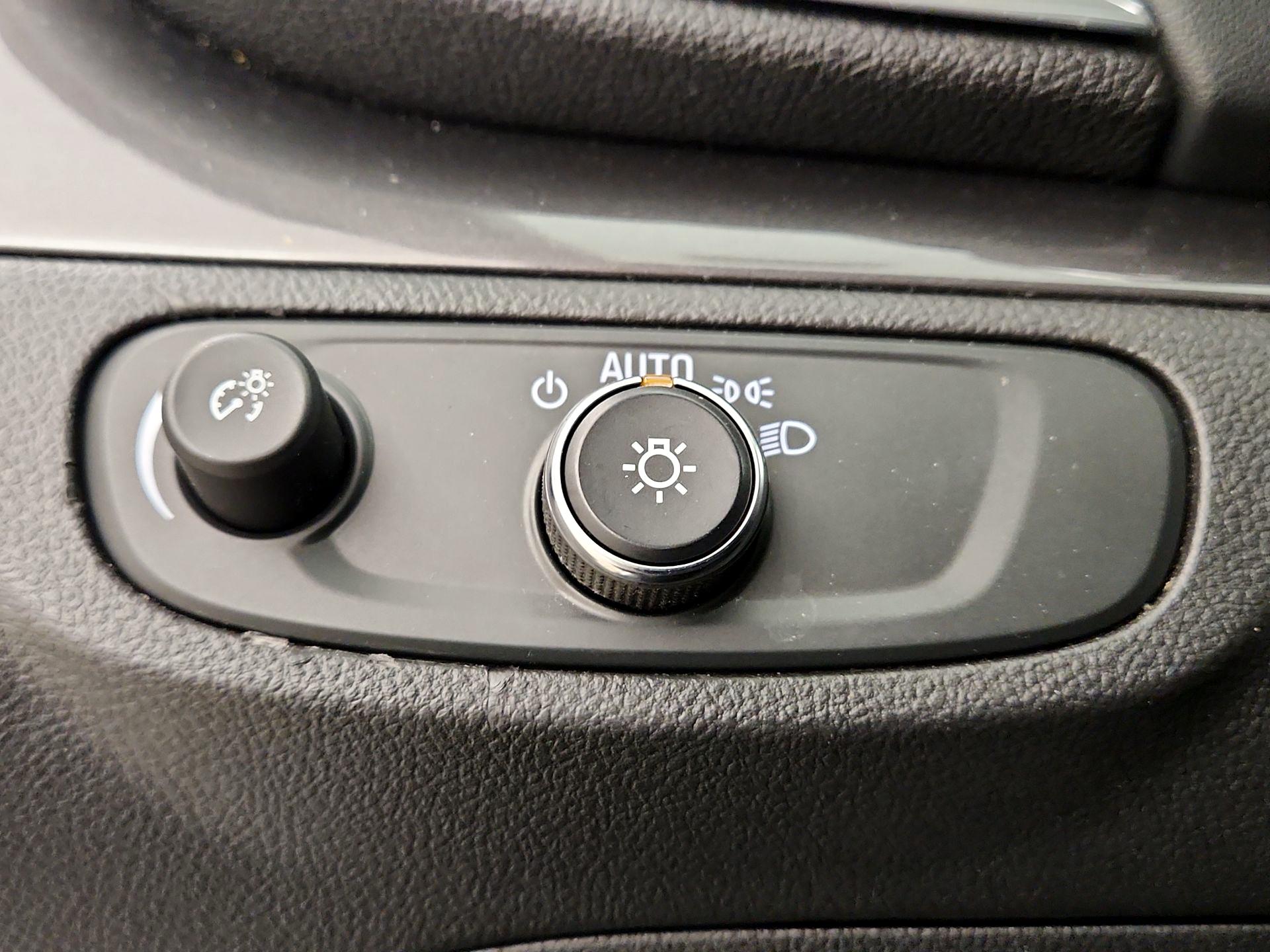Thumbnail: 2019 Buick Encore - 13