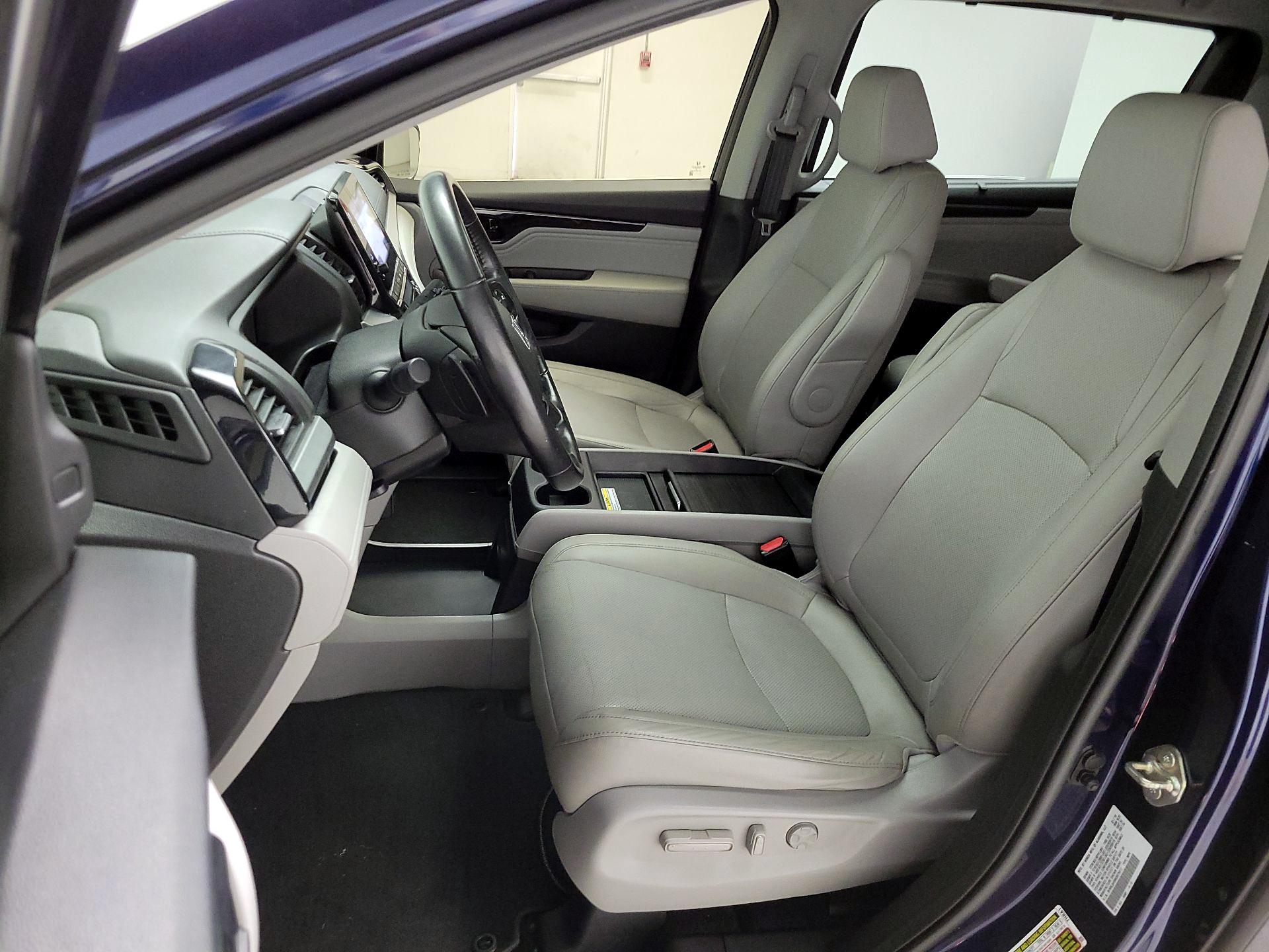 Thumbnail: 2019 Honda Odyssey - 11