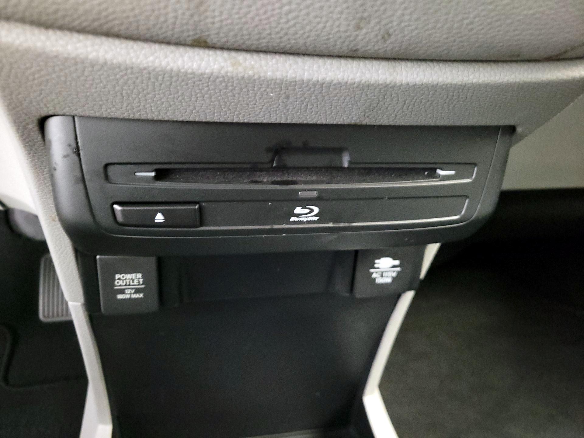 Thumbnail: 2019 Honda Odyssey - 19