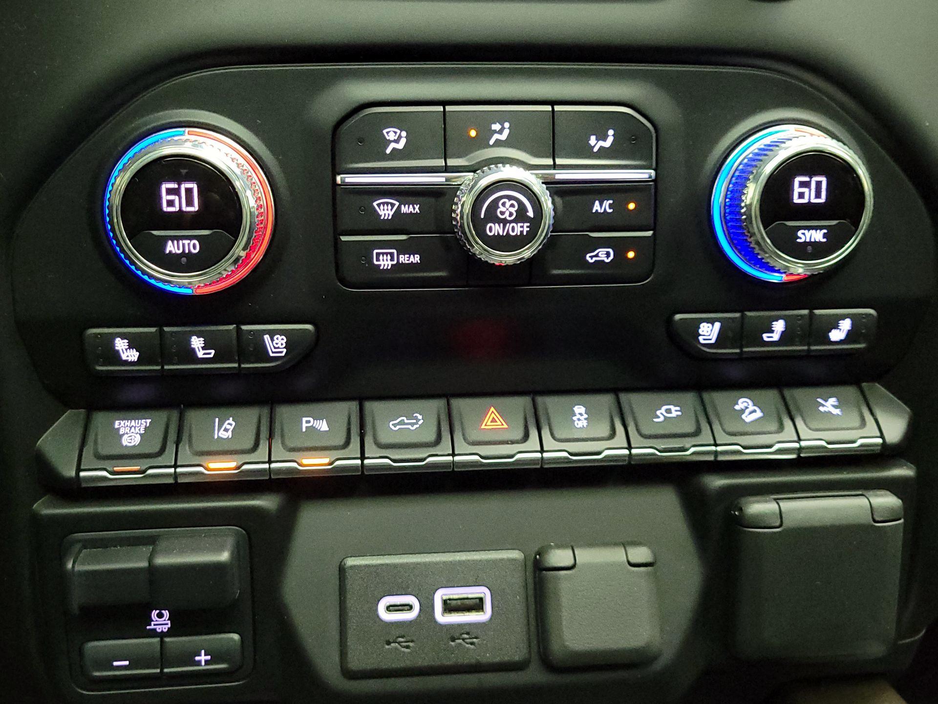 Thumbnail: 2023 GMC Sierra 2500 - 17