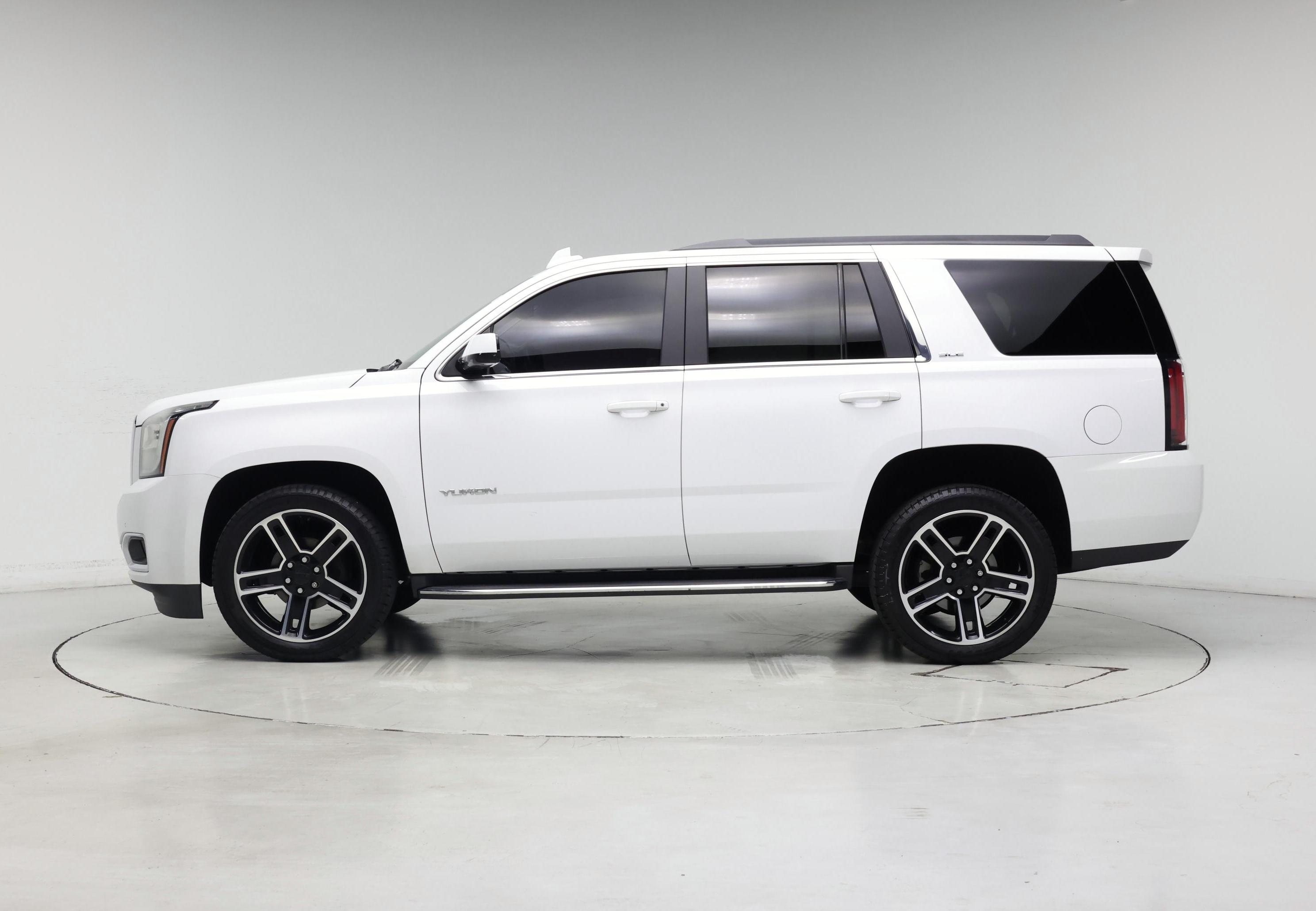 Thumbnail: 2019 GMC Yukon - 3