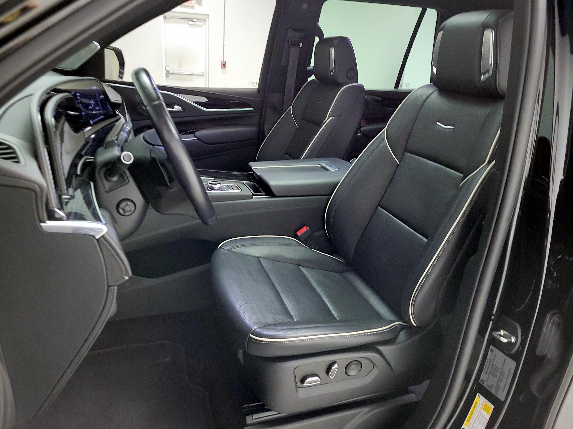 Thumbnail: 2022 Cadillac Escalade - 11