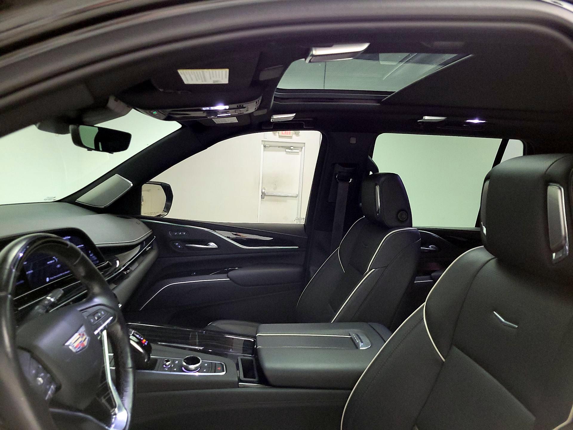 Thumbnail: 2022 Cadillac Escalade - 20